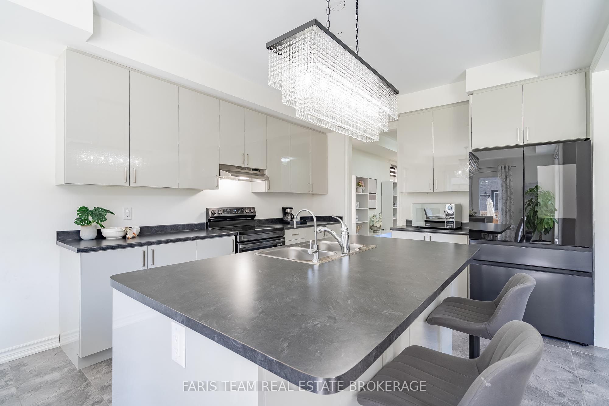 24 Sassafras Road Property Photo 6