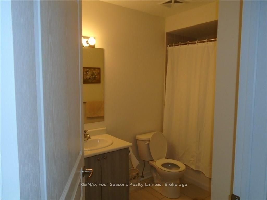 7 Anchorage Crescent 301 Property Photo 12