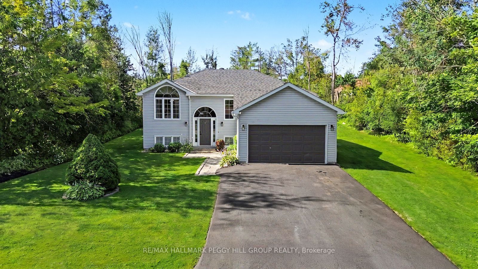 6 Rosemarie Drive Property Photo 1
