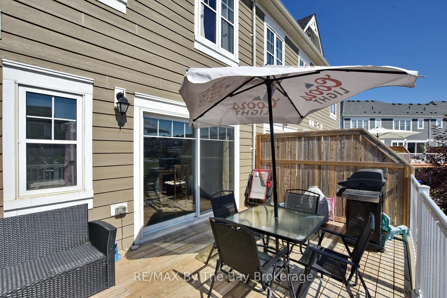 16 Village Gate Drive Property Photo 6