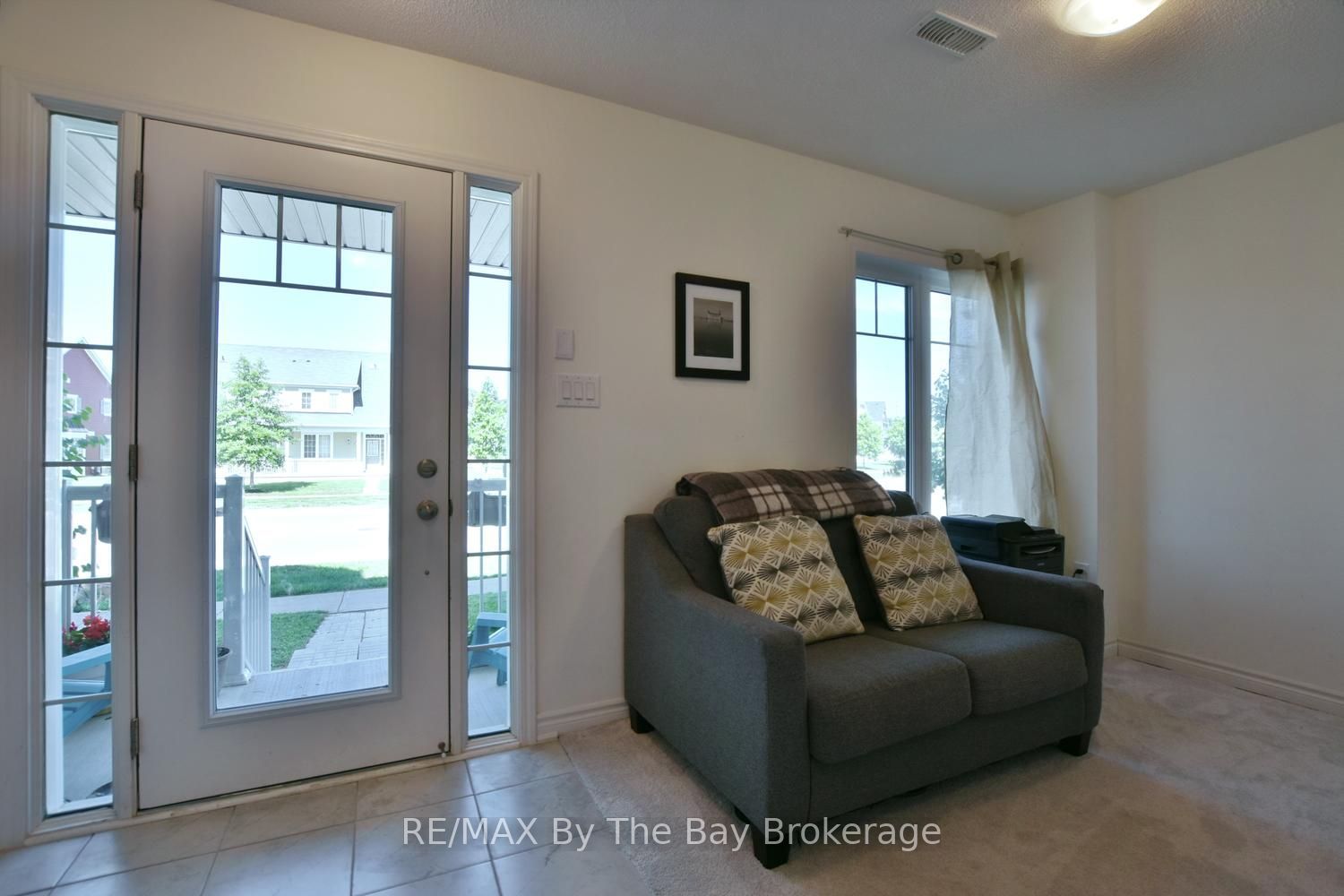 16 Village Gate Drive Property Photo 7