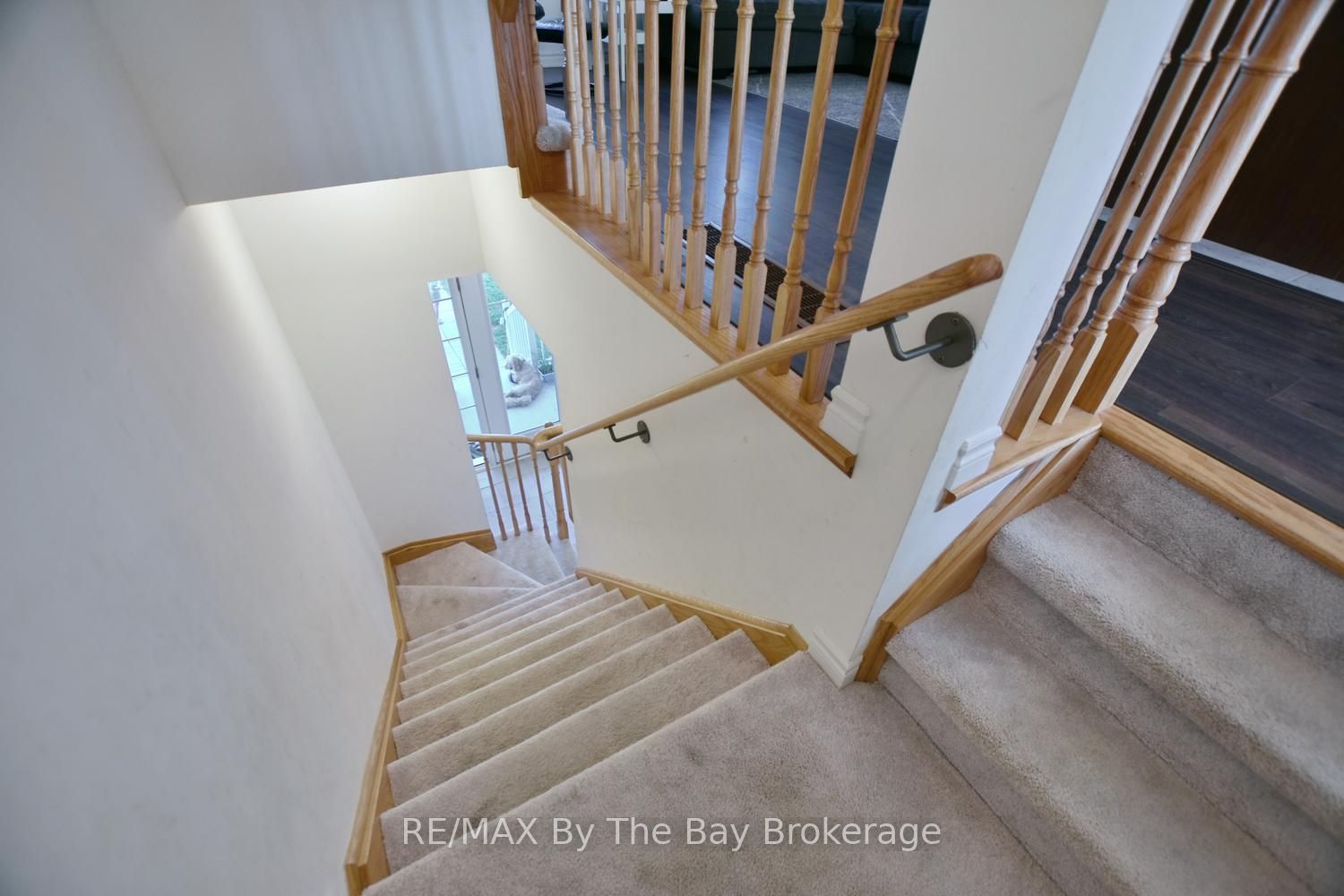16 Village Gate Drive Property Photo 13