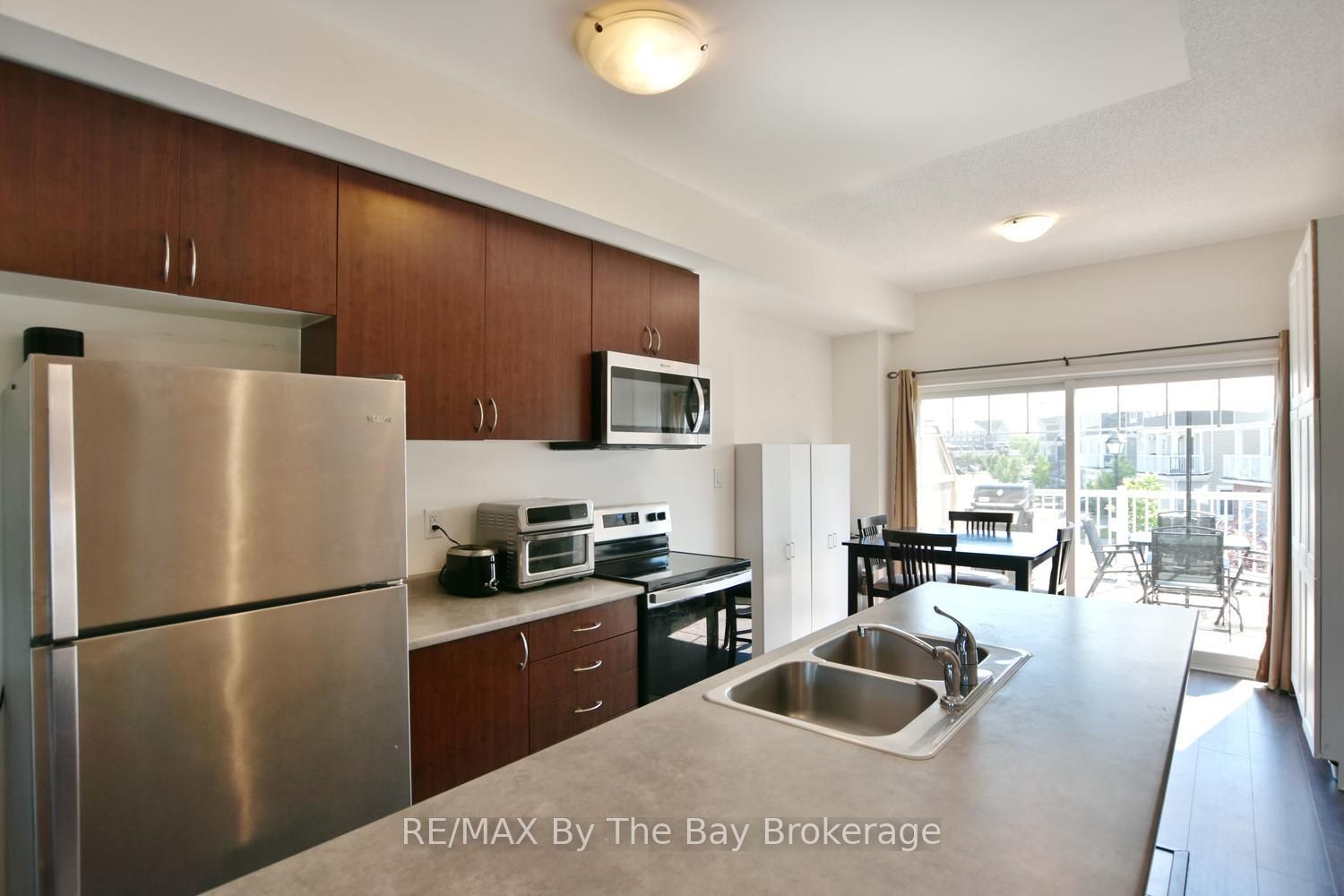16 Village Gate Drive Property Photo 20