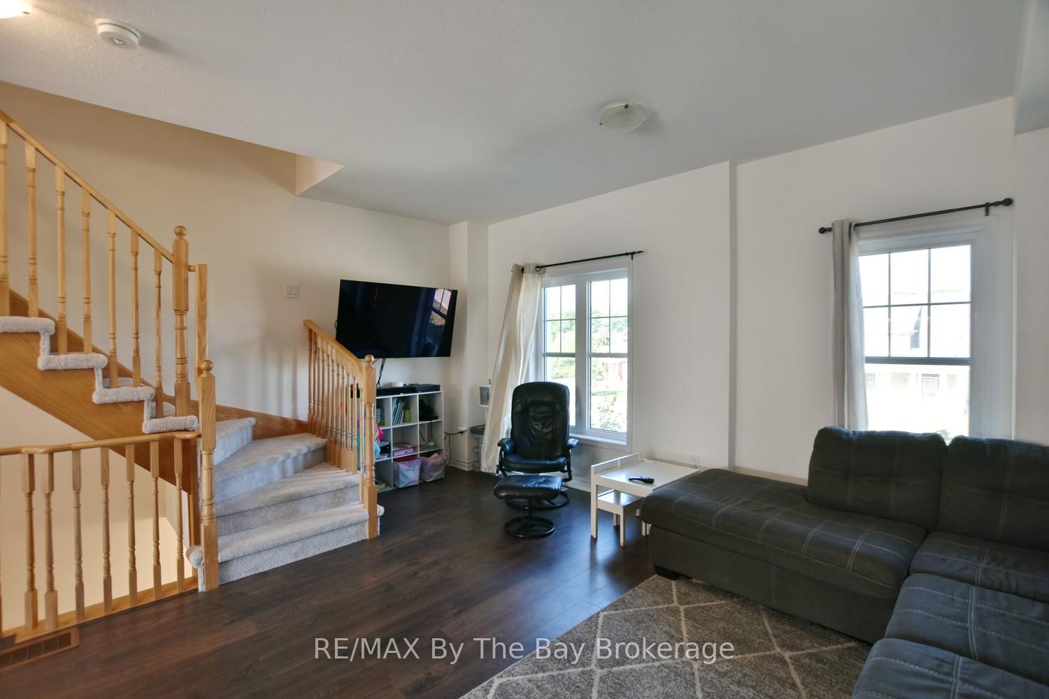 16 Village Gate Drive Property Photo 25