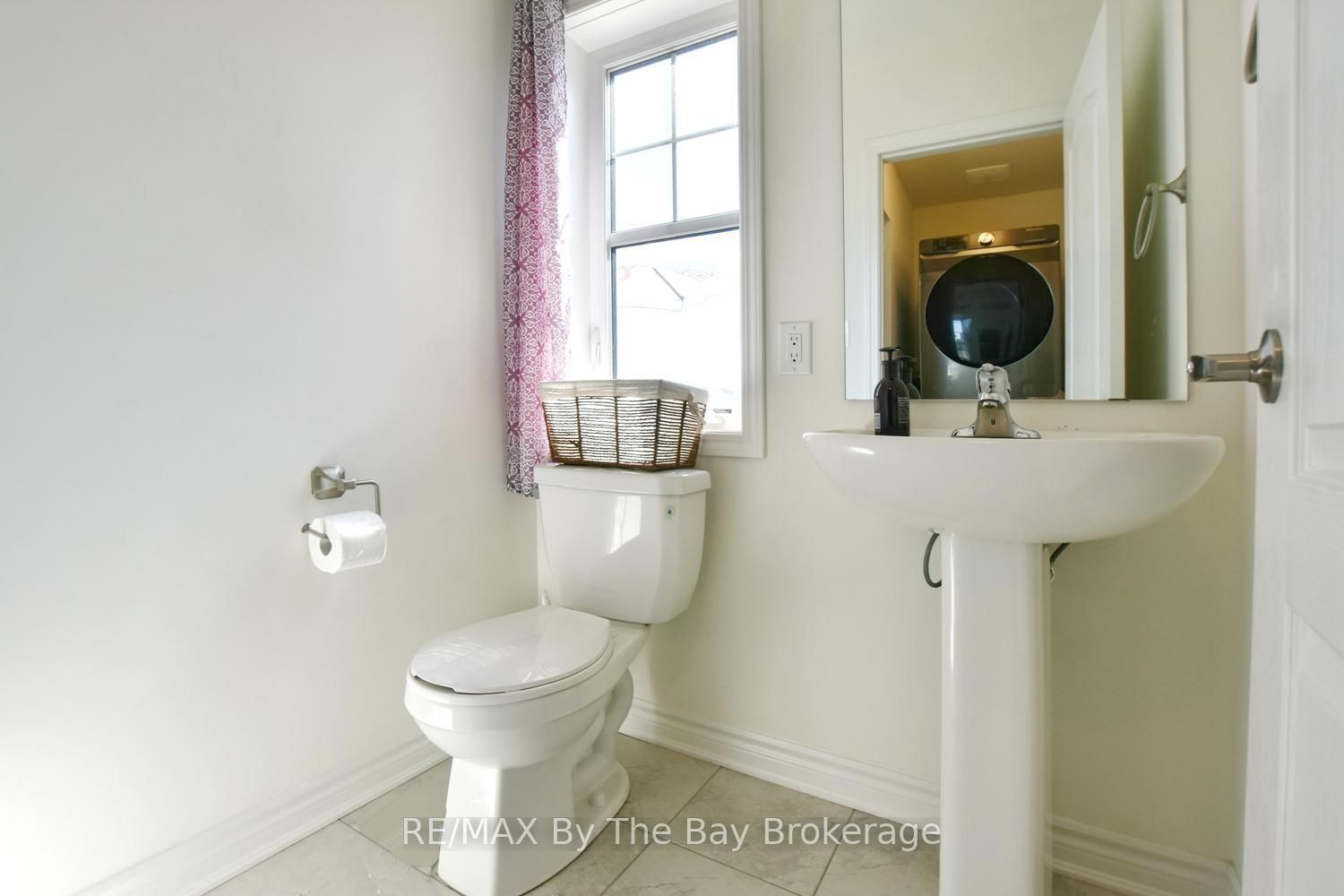 16 Village Gate Drive Property Photo 28