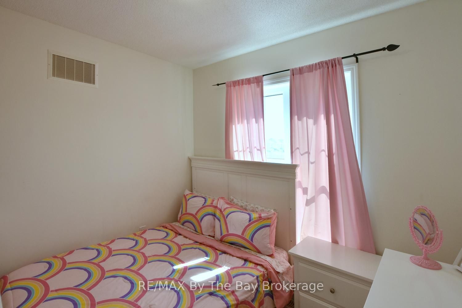 16 Village Gate Drive Property Photo 44