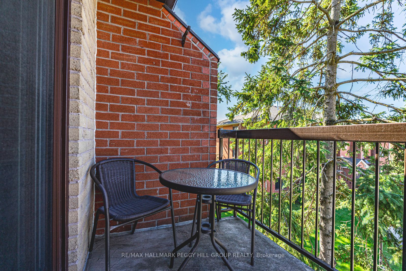 167 Edgehill Drive E9 Property Photo 8