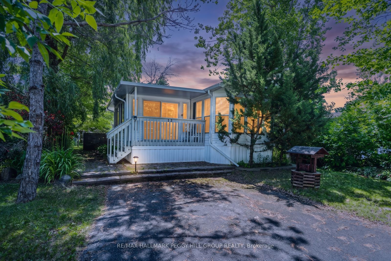 13 Huron Circle Property Photo 1