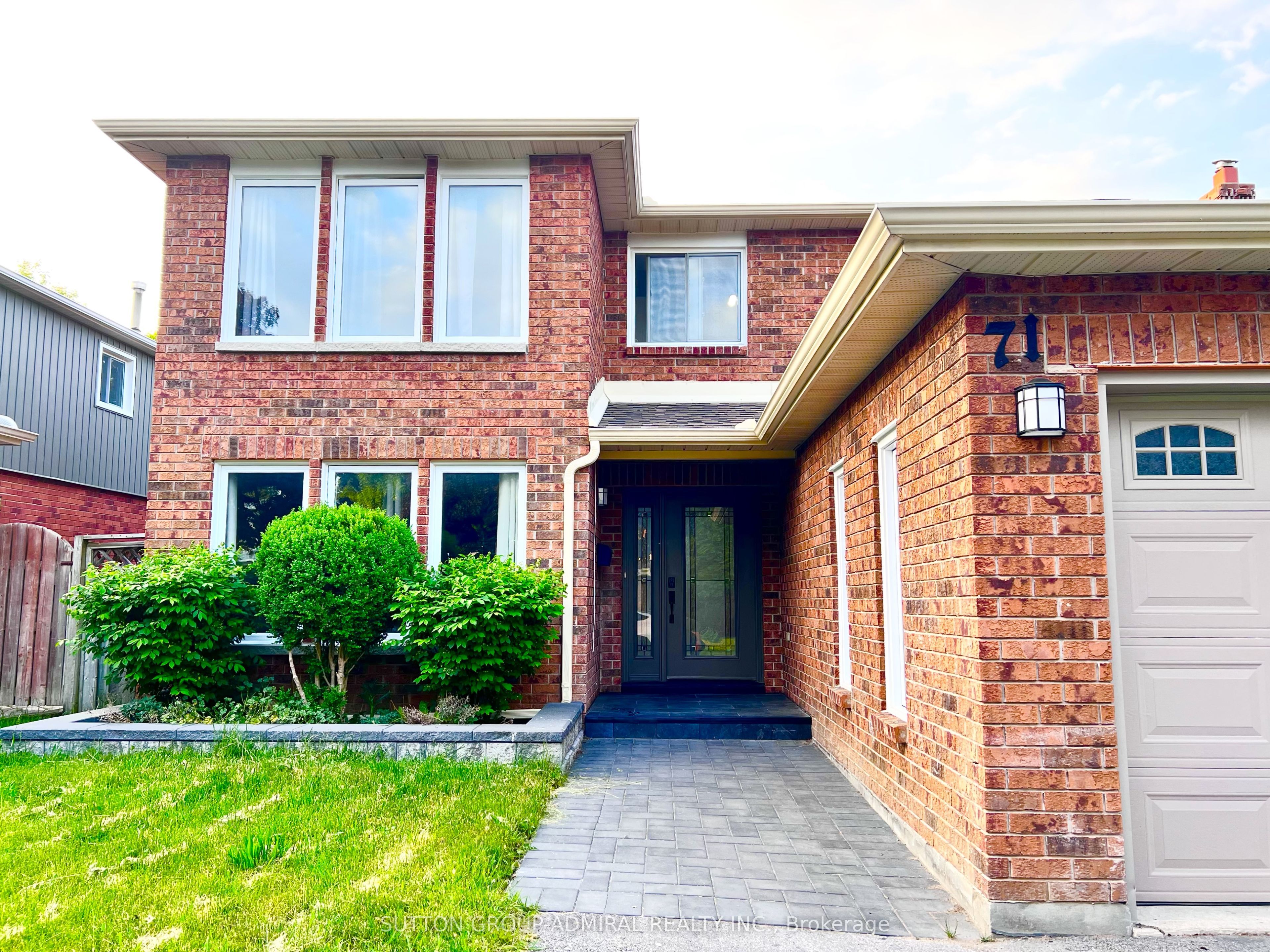 71 Trillium Crescent Property Photo 2