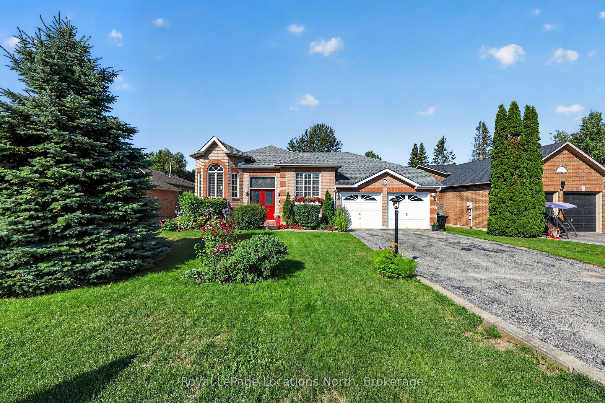 66 Royal Beech Drive Property Photo 4