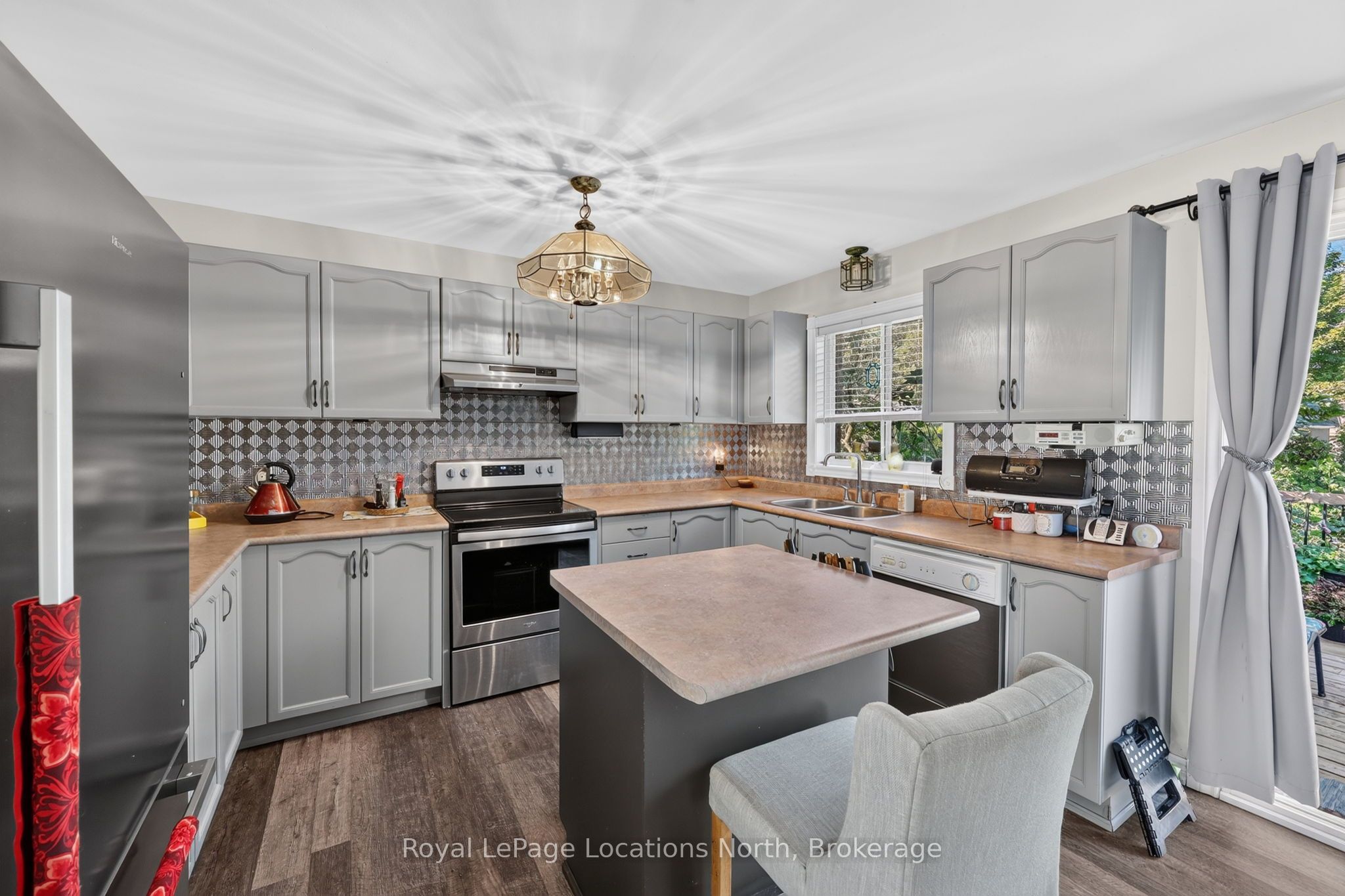 66 Royal Beech Drive Property Photo 11