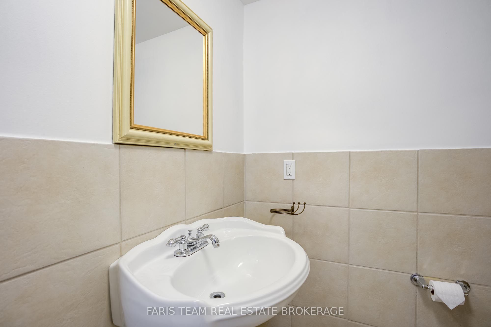 1787 Champlain Road Property Photo 17