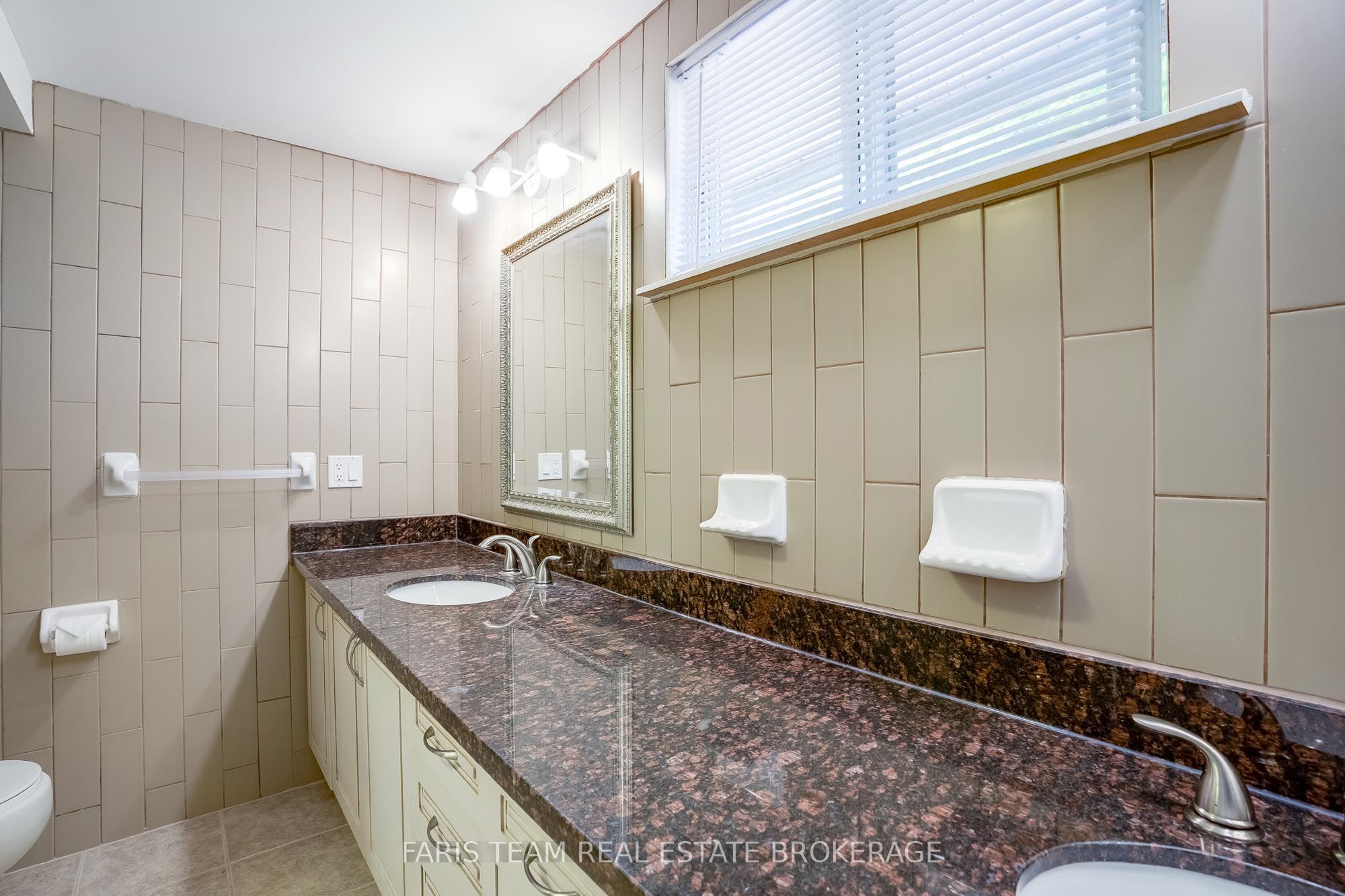 1787 Champlain Road Property Photo 25