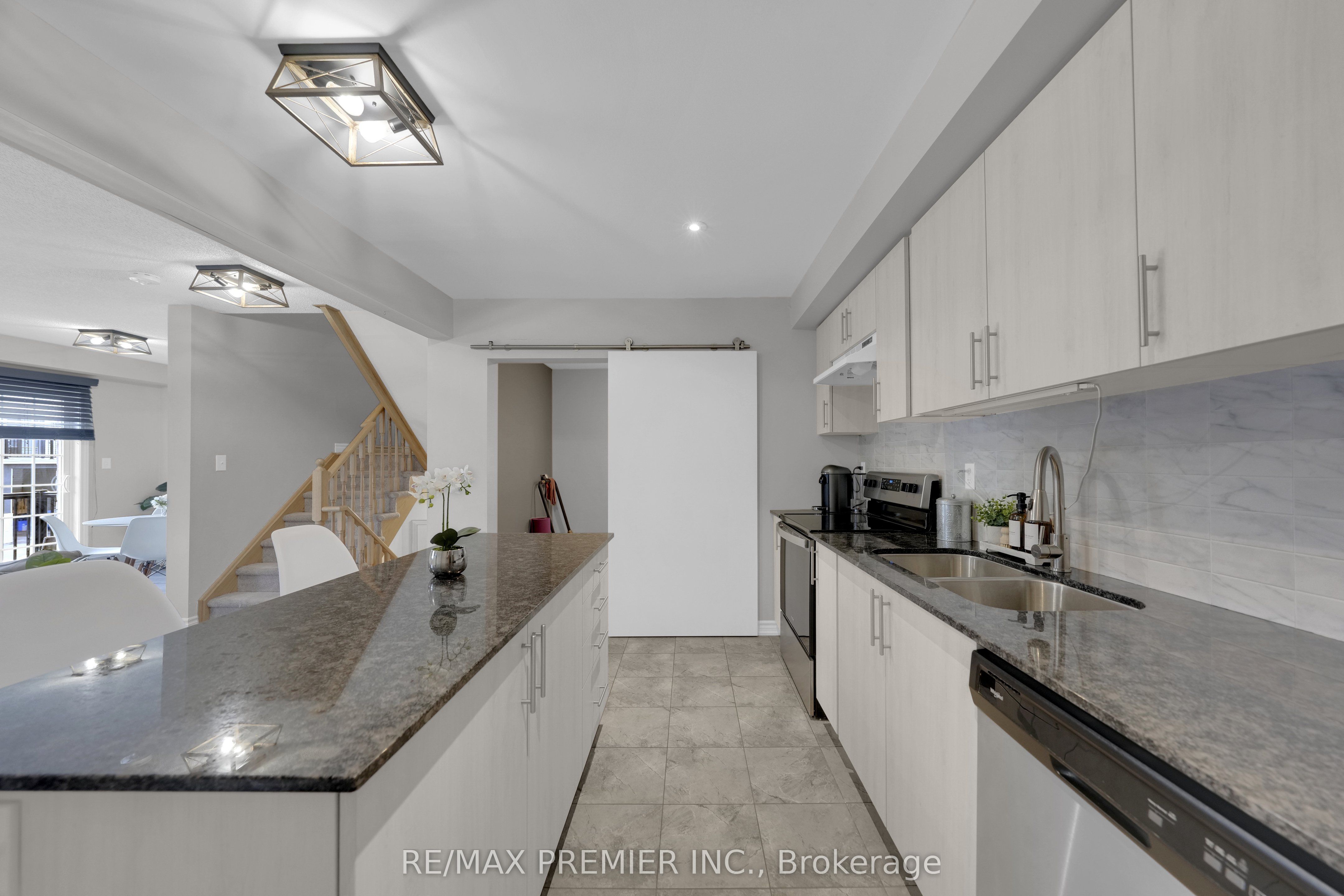 48 Andean Lane Property Photo 11
