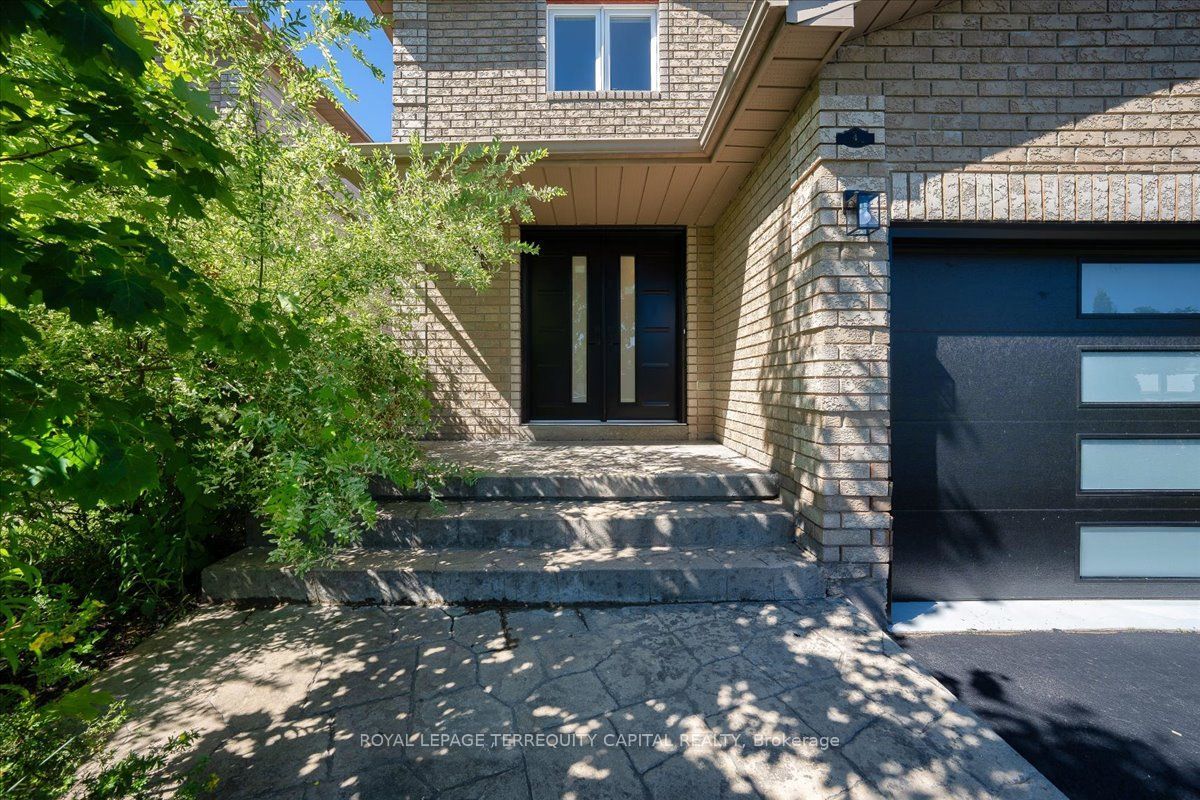 4 Cassandra Drive Property Photo 2