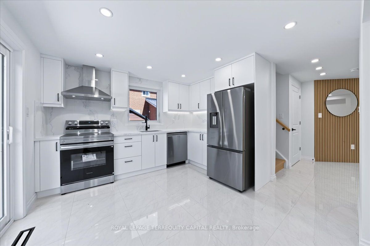 4 Cassandra Drive Property Photo 13