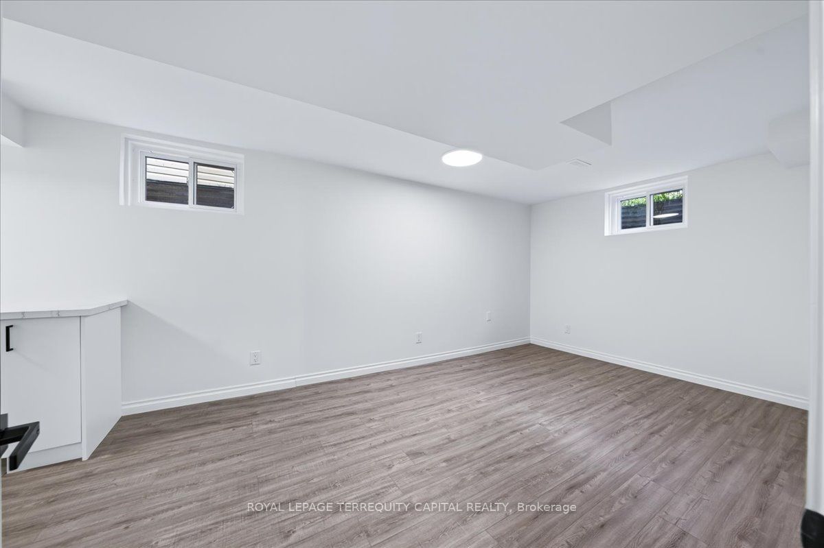 4 Cassandra Drive Property Photo 29