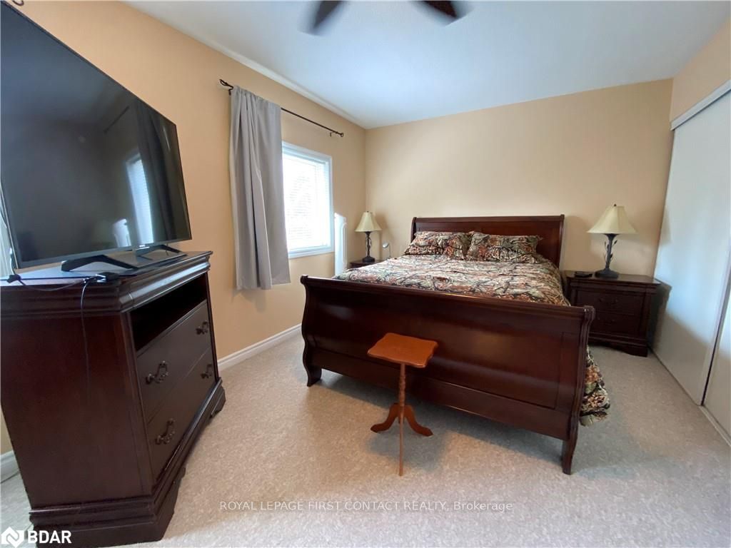63 Sydenham Property Photo 12