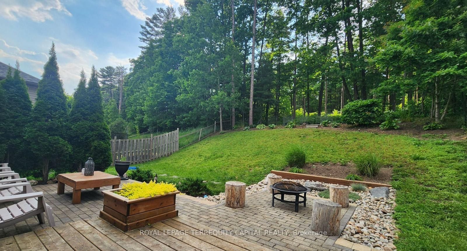 344 Edgehill Drive Upper Property Photo 31