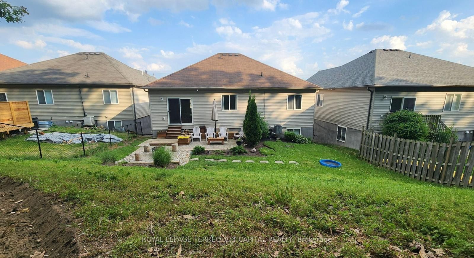 344 Edgehill Drive Upper Property Photo 33