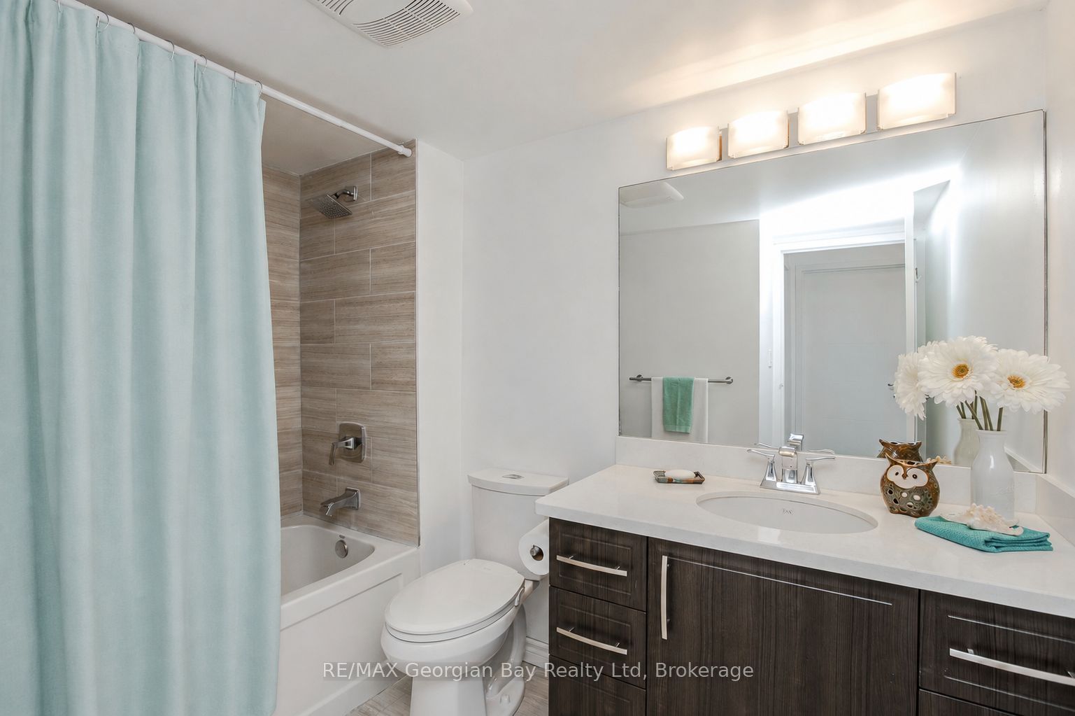 11 Beck Boulevard 404 Property Photo 10