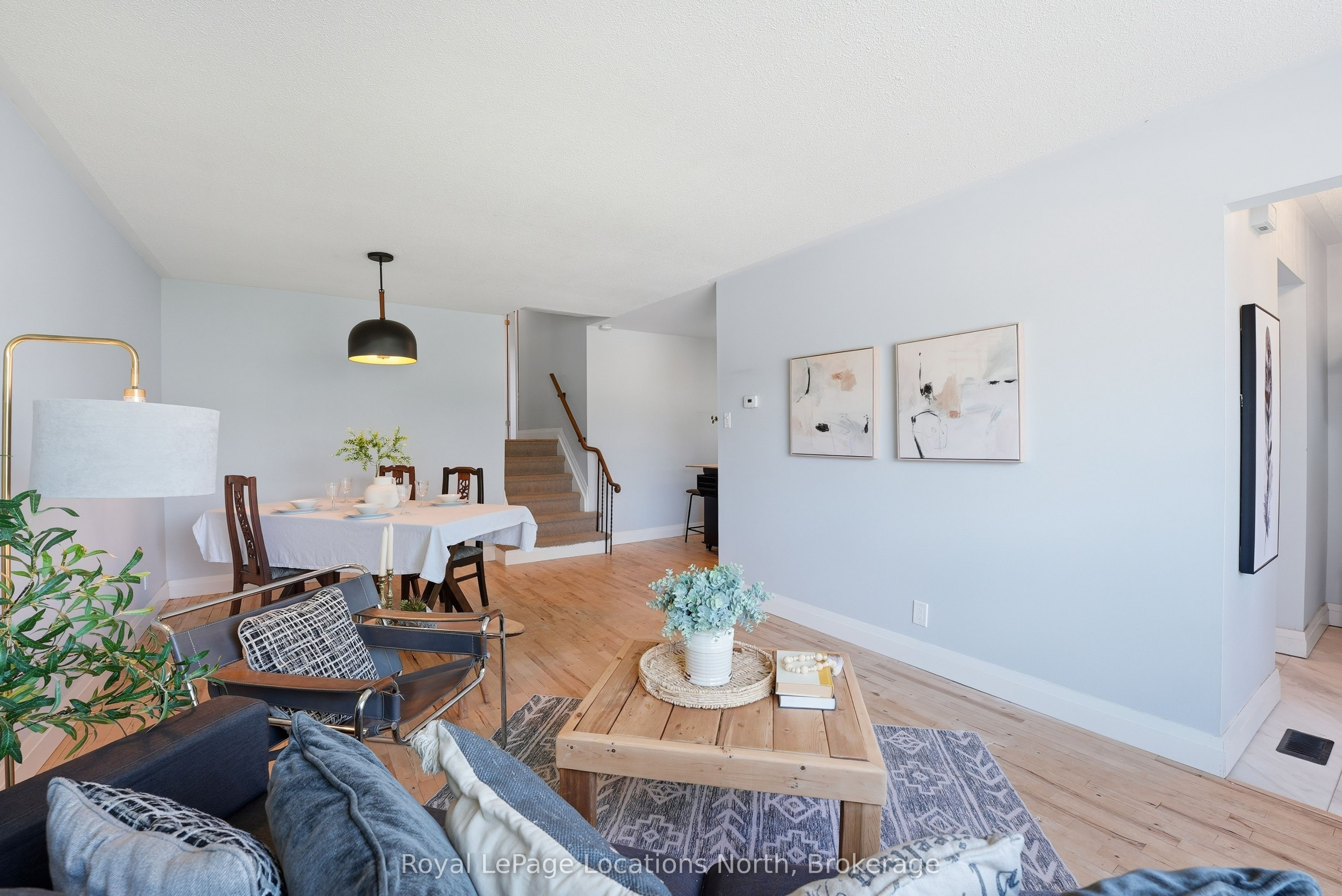 32 Courtice Crescent Property Photo 3