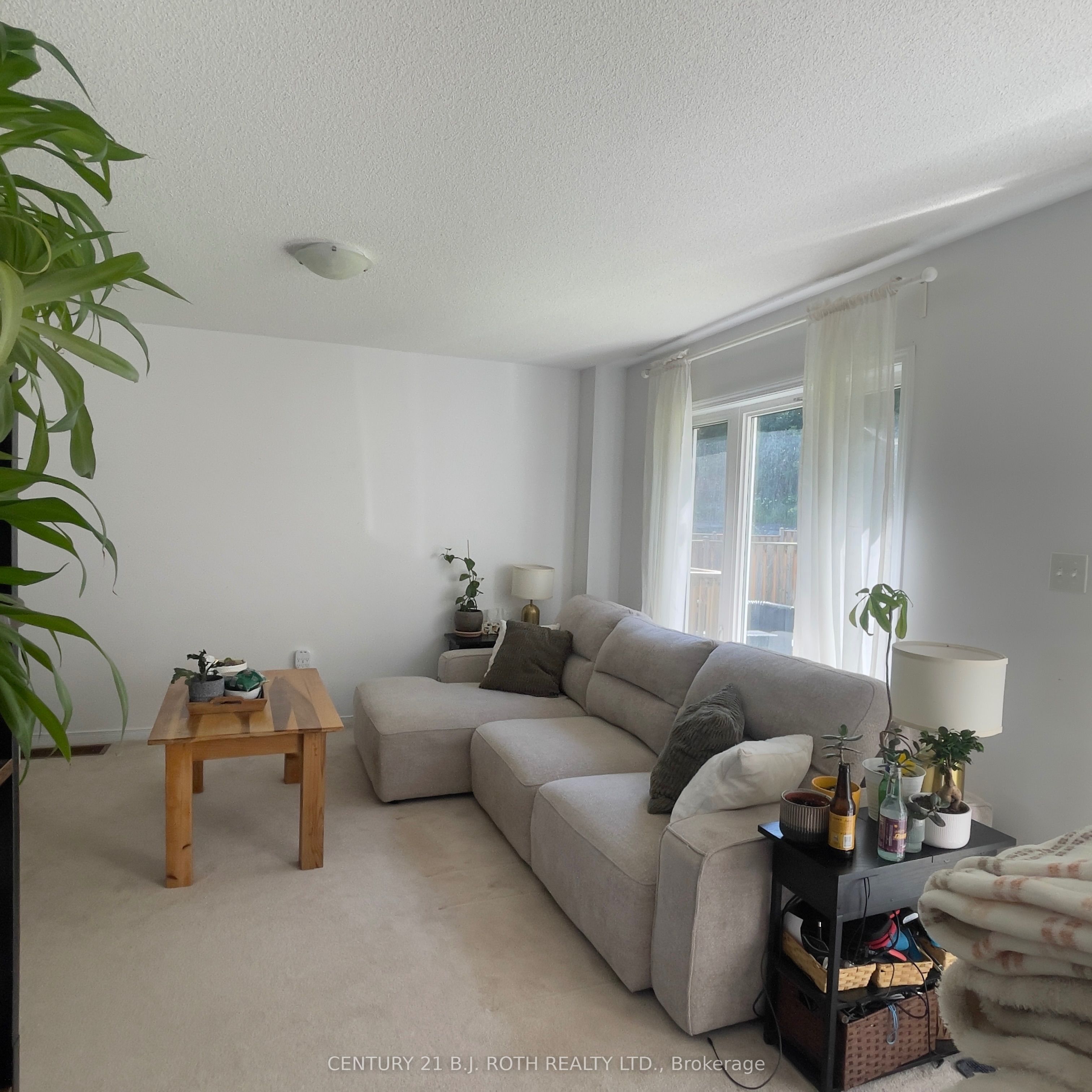 131 Franks Way Property Photo 3
