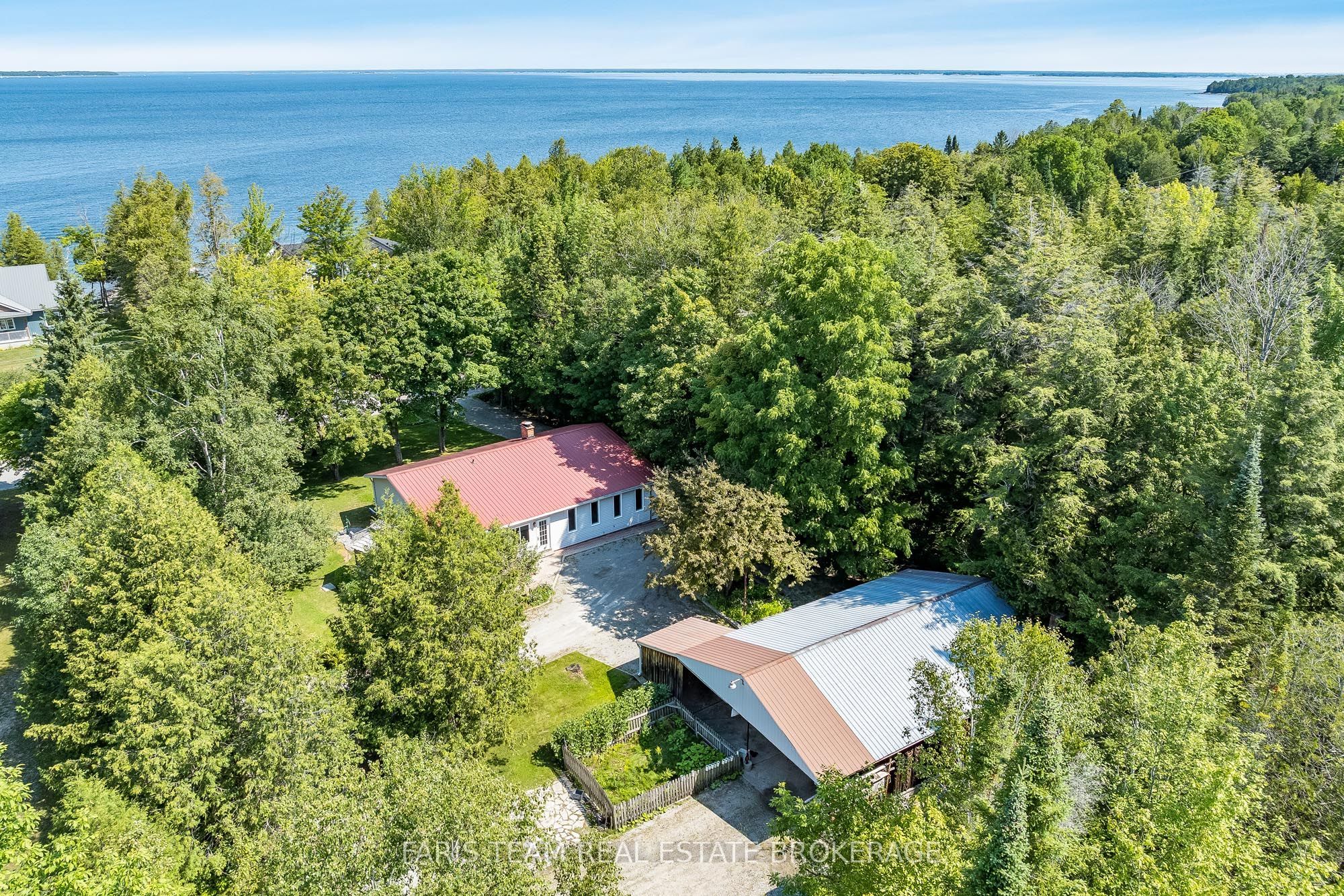 2554 Champlain Road