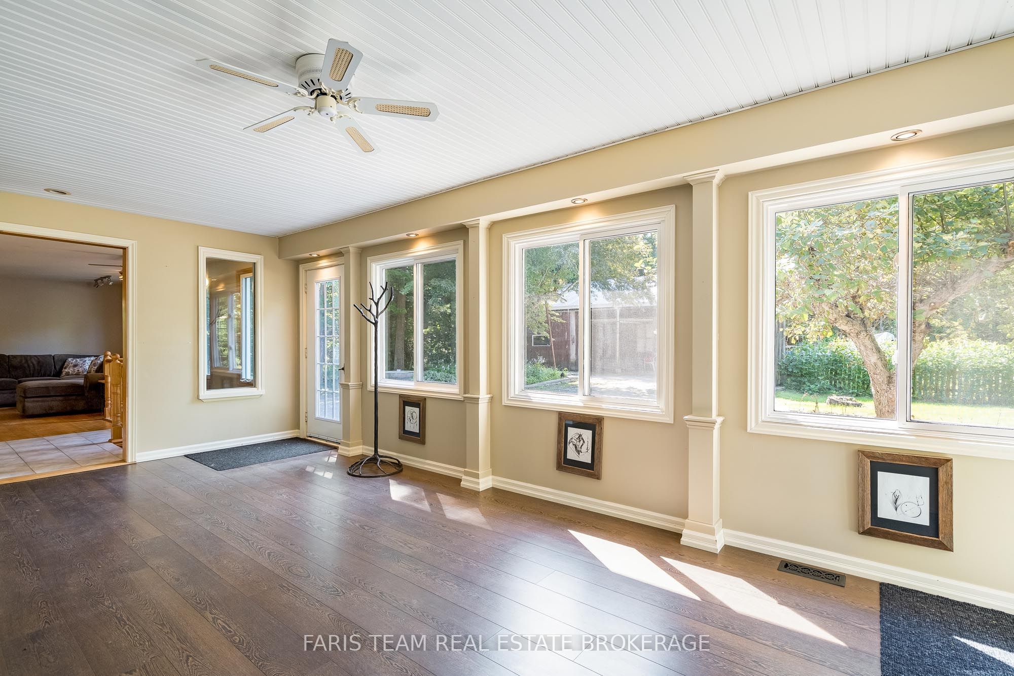 2554 Champlain Road Property Photo 17