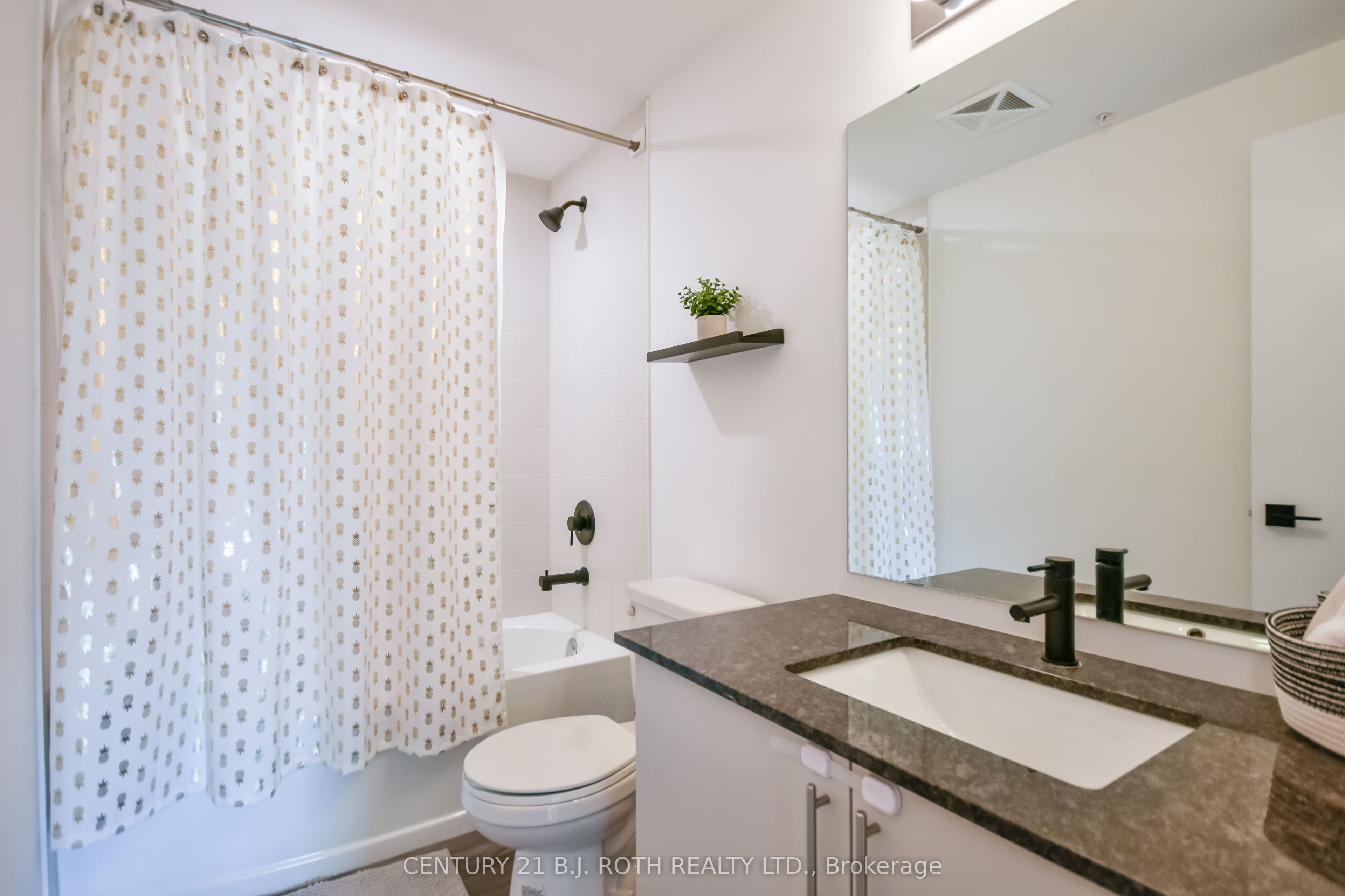 8 Culinary Lane 604 Property Photo 20