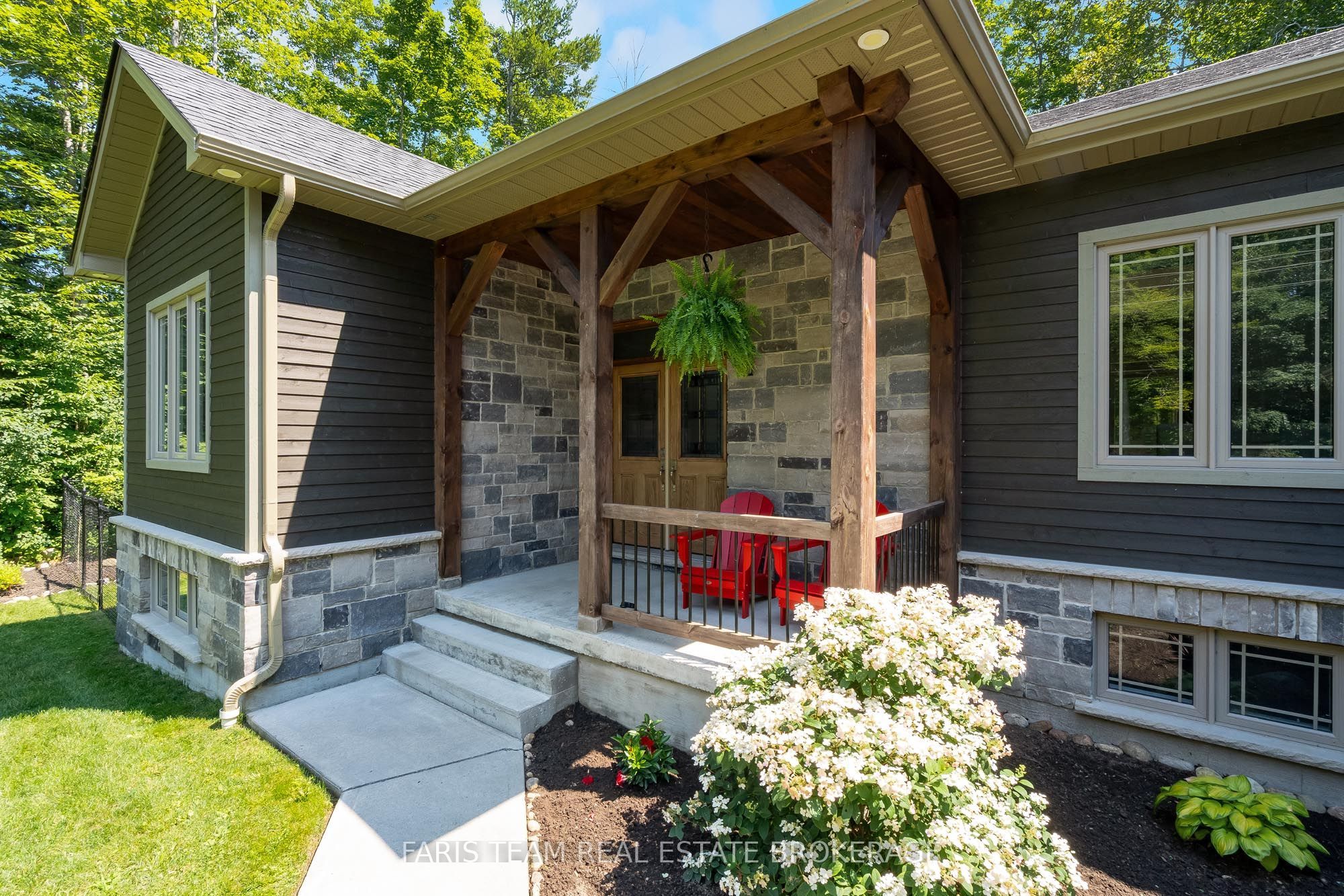 41 Tall Pines Drive Property Photo 4