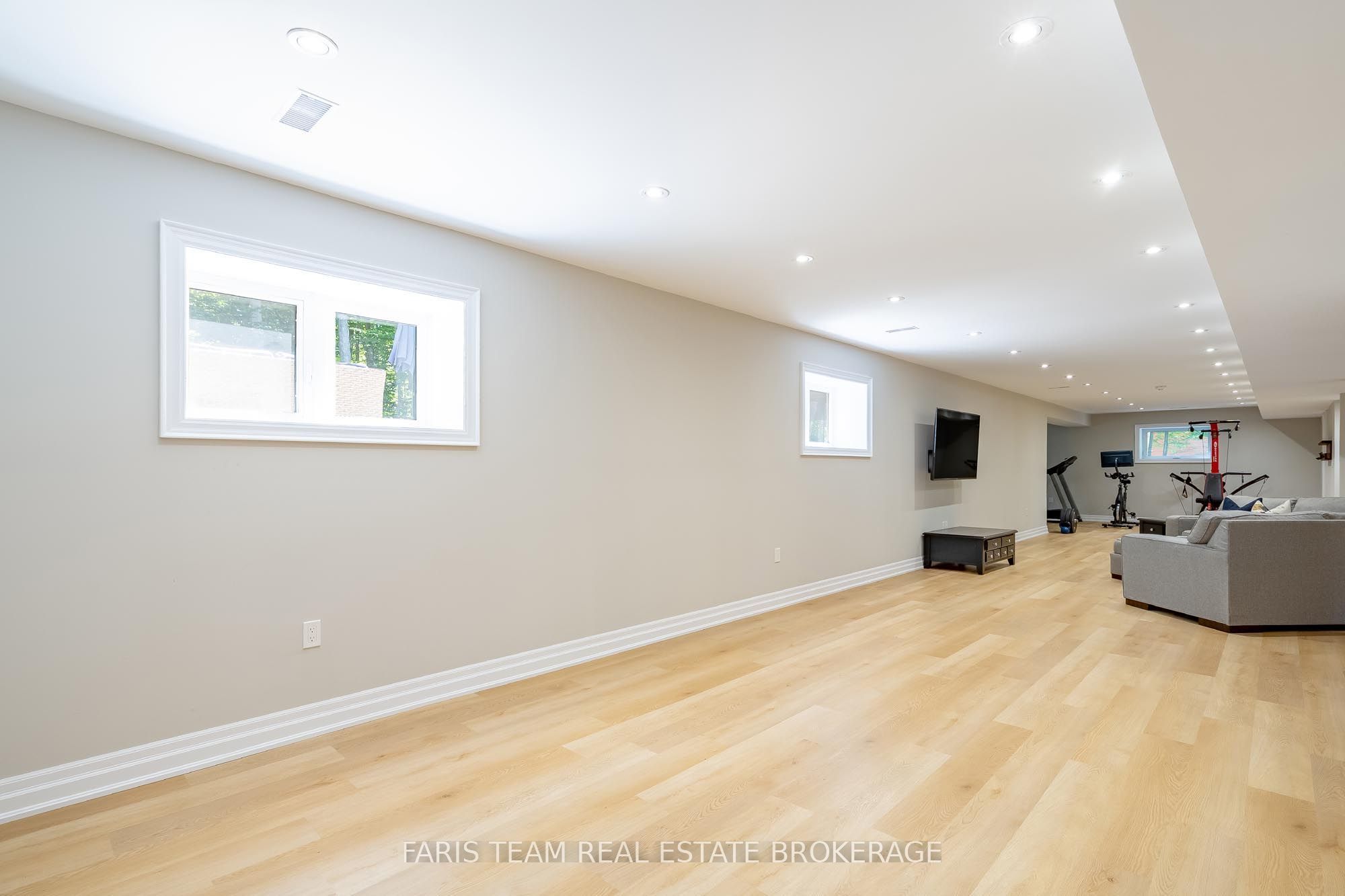 41 Tall Pines Drive Property Photo 28