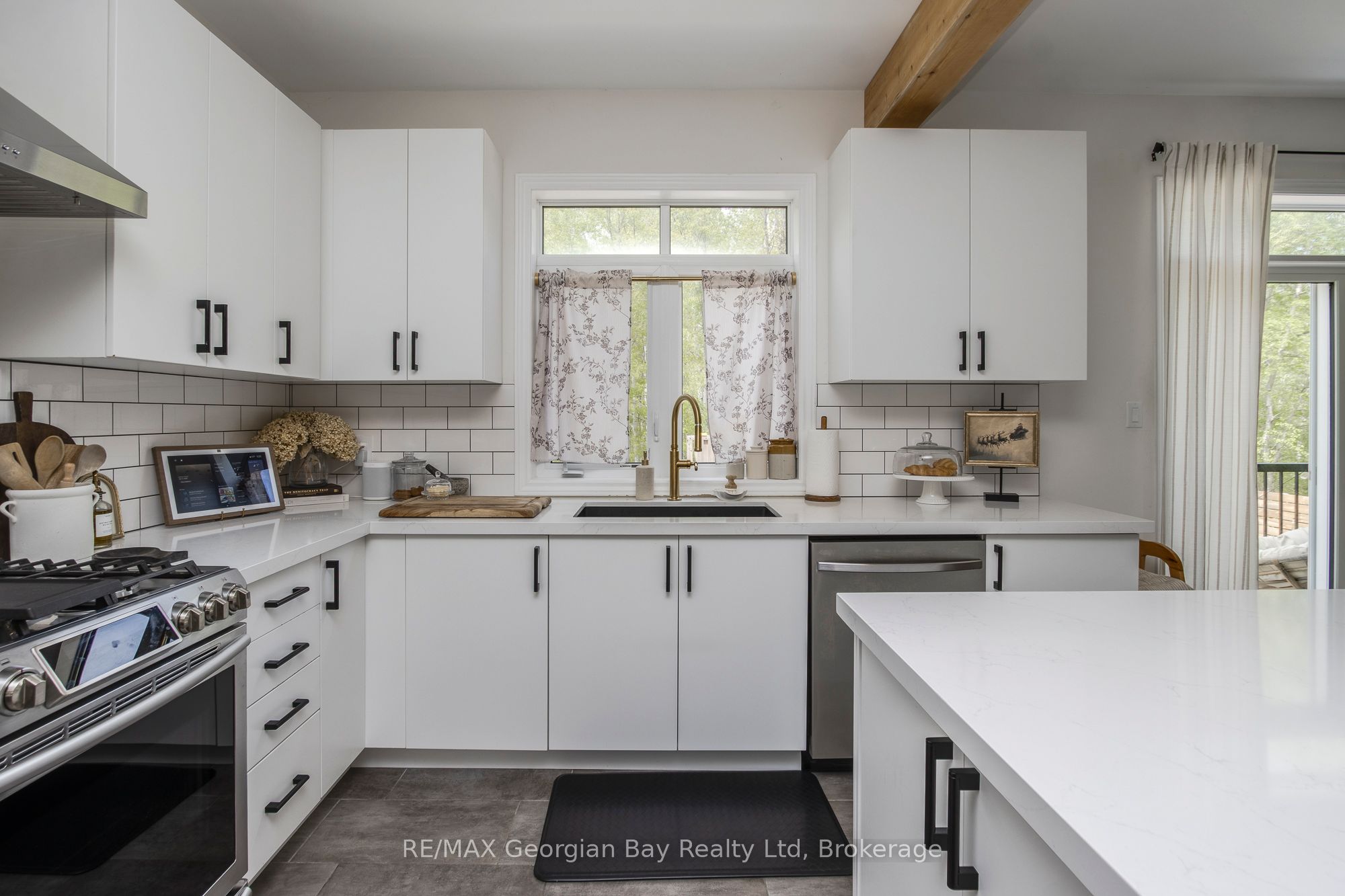 215 Roy Drive Property Photo 19