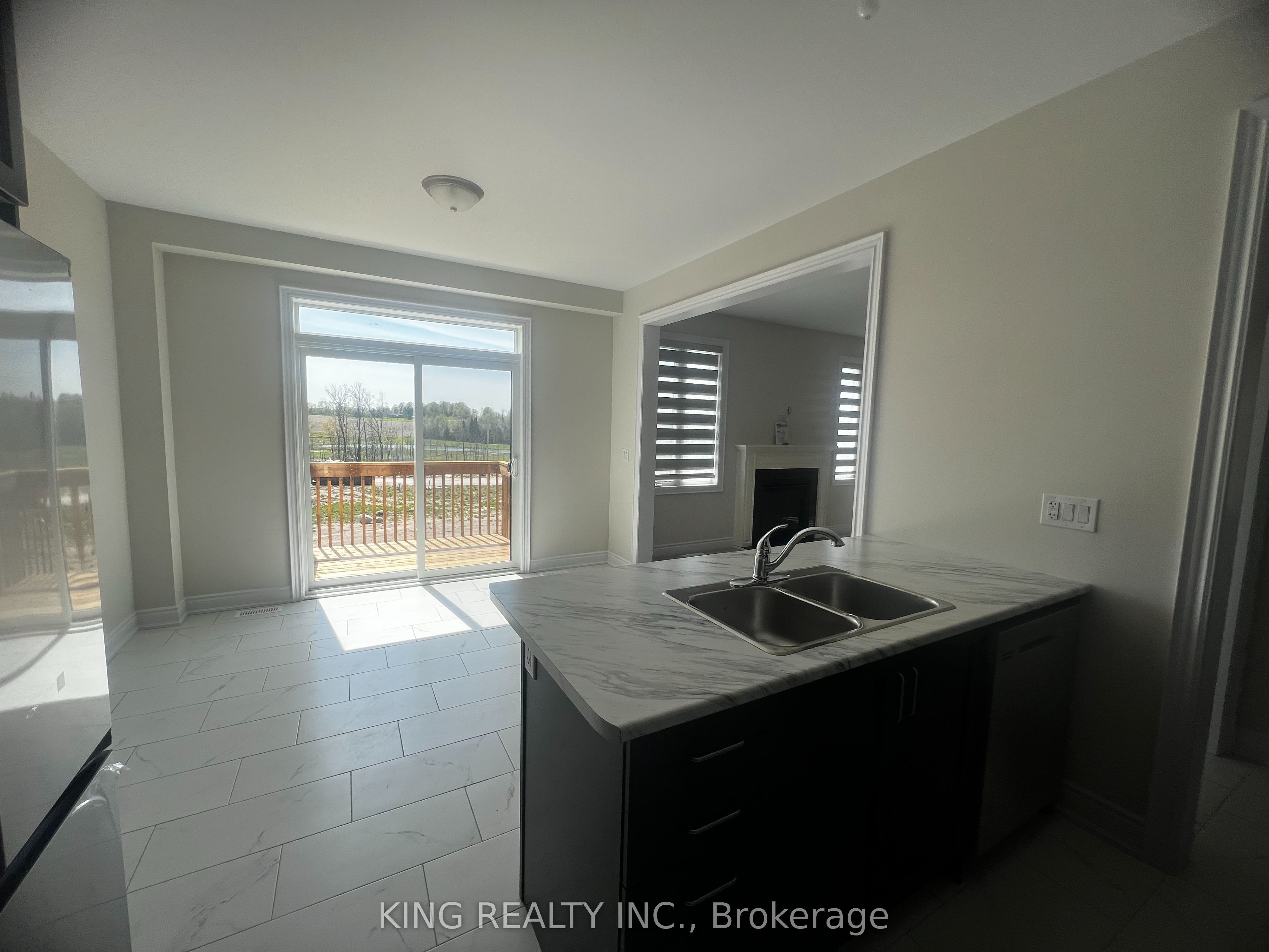 3008 Sierra Drive Property Photo 9