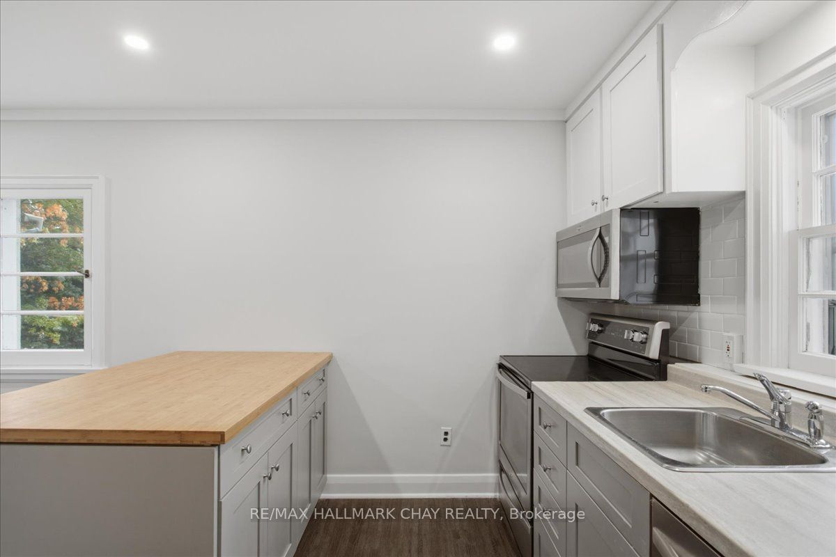 15 Parkside Drive 2 Property Photo 10