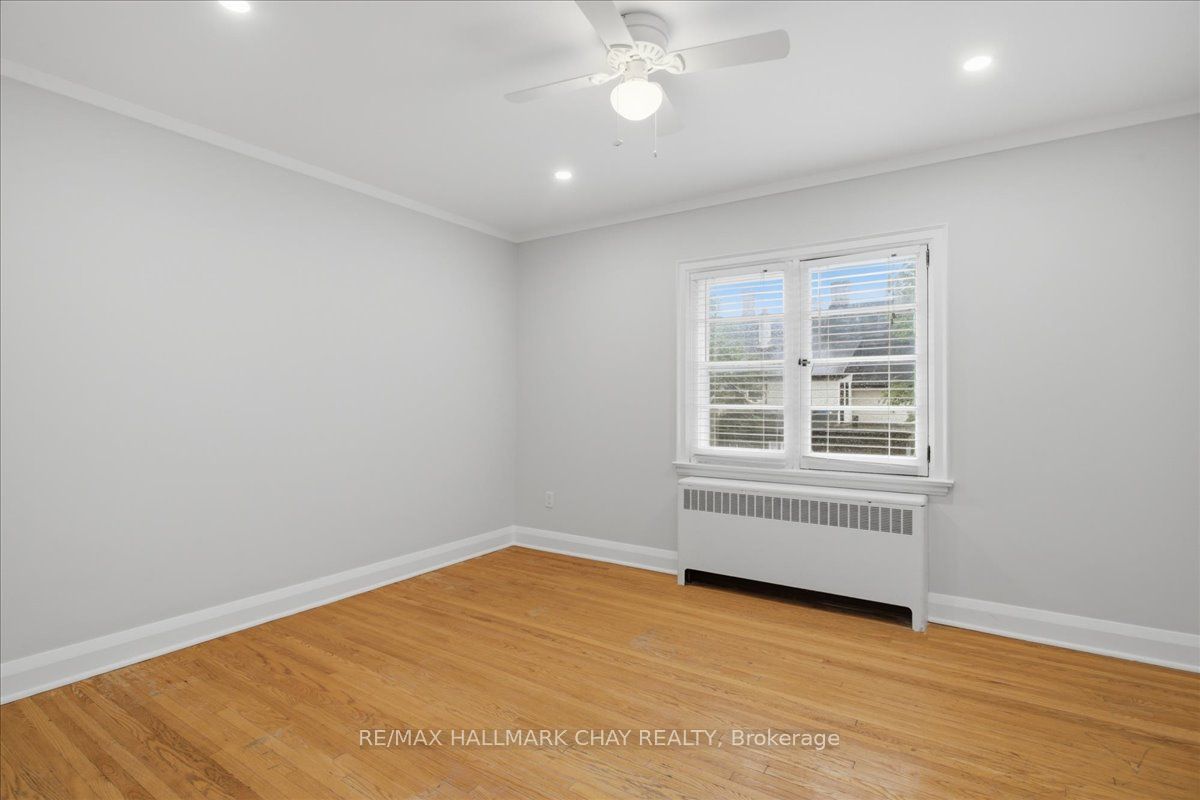 15 Parkside Drive 2 Property Photo 14