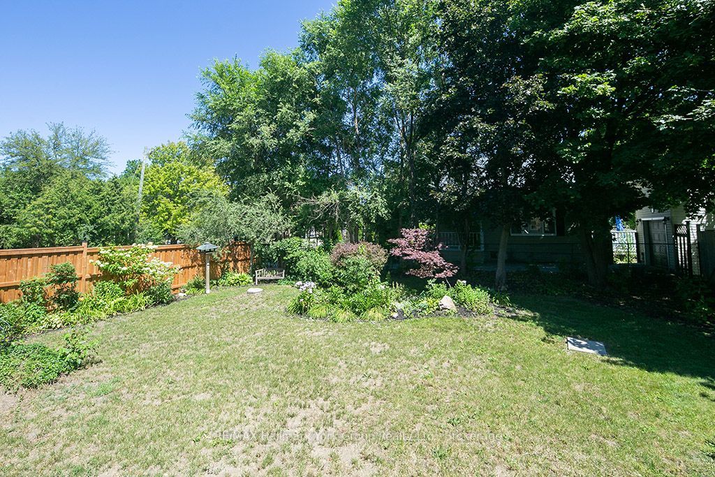 495 Maple Street Property Photo 21
