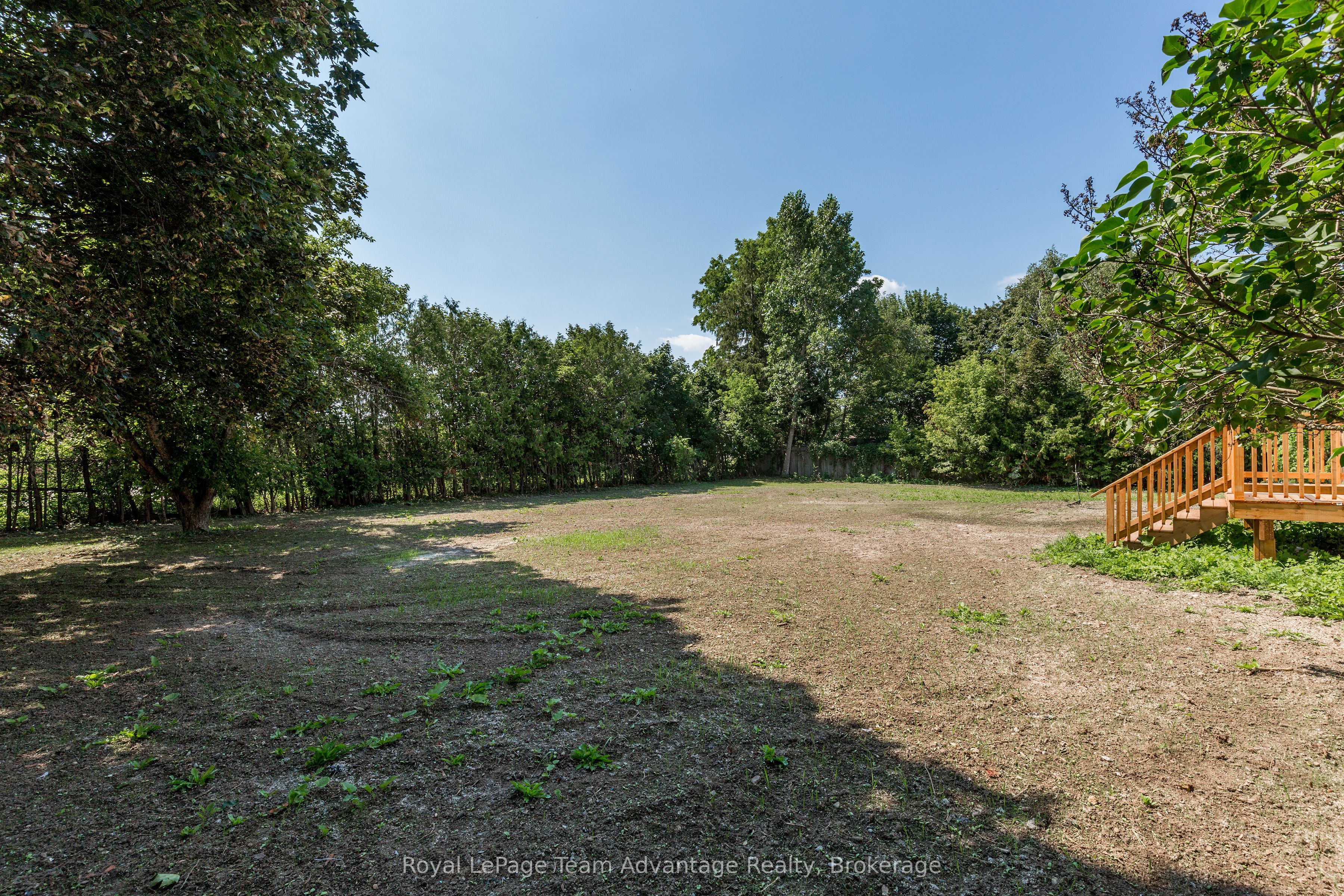 9 Houden Street Property Photo 31