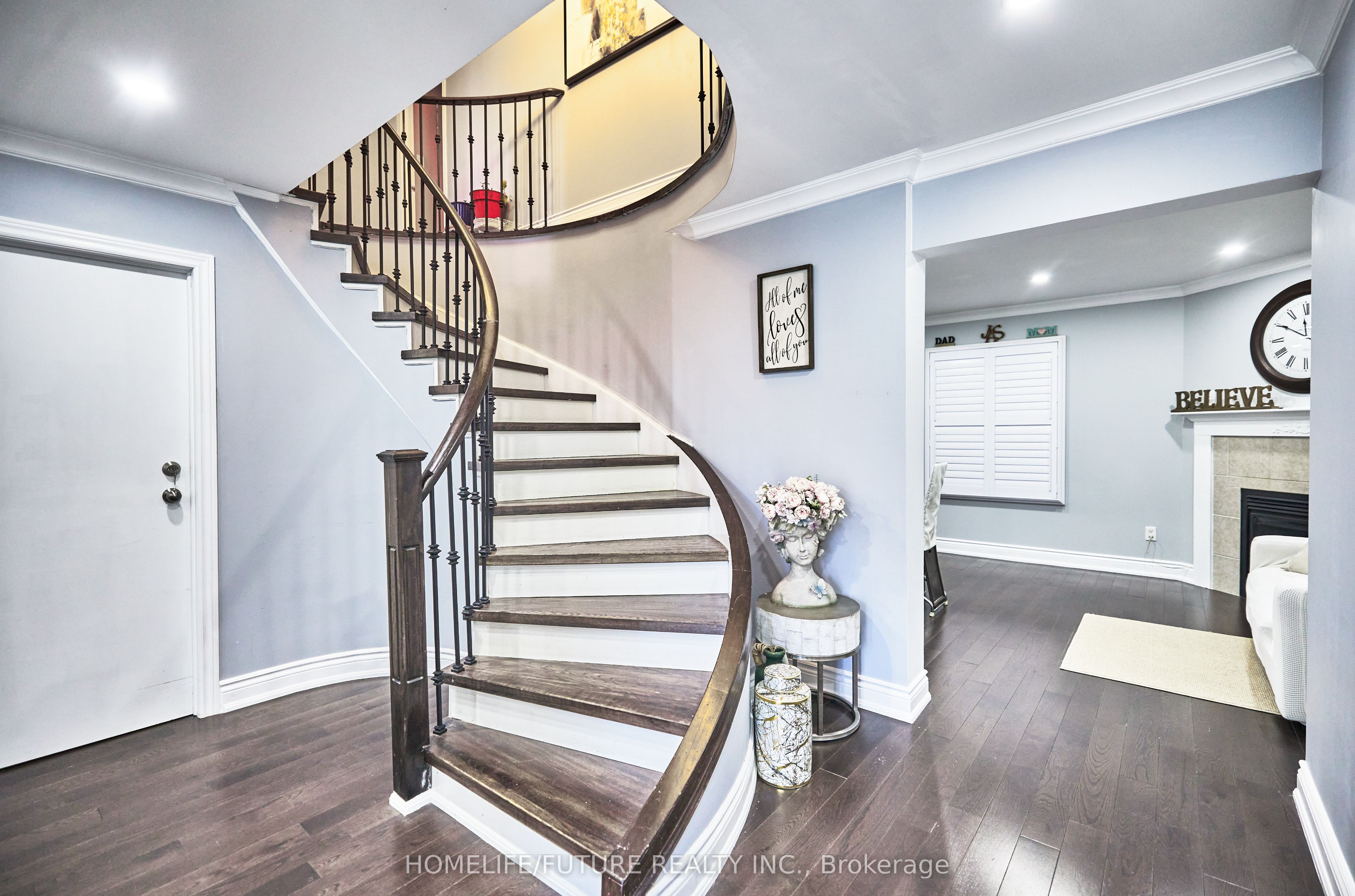 58 O'shaughnessy Crescent Property Photo 5