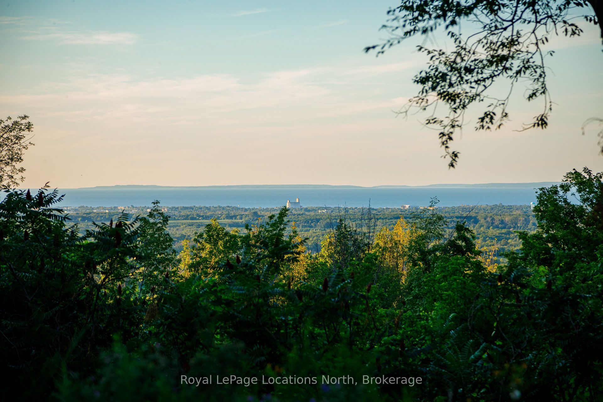 1664 10 Concession N Property Photo 46