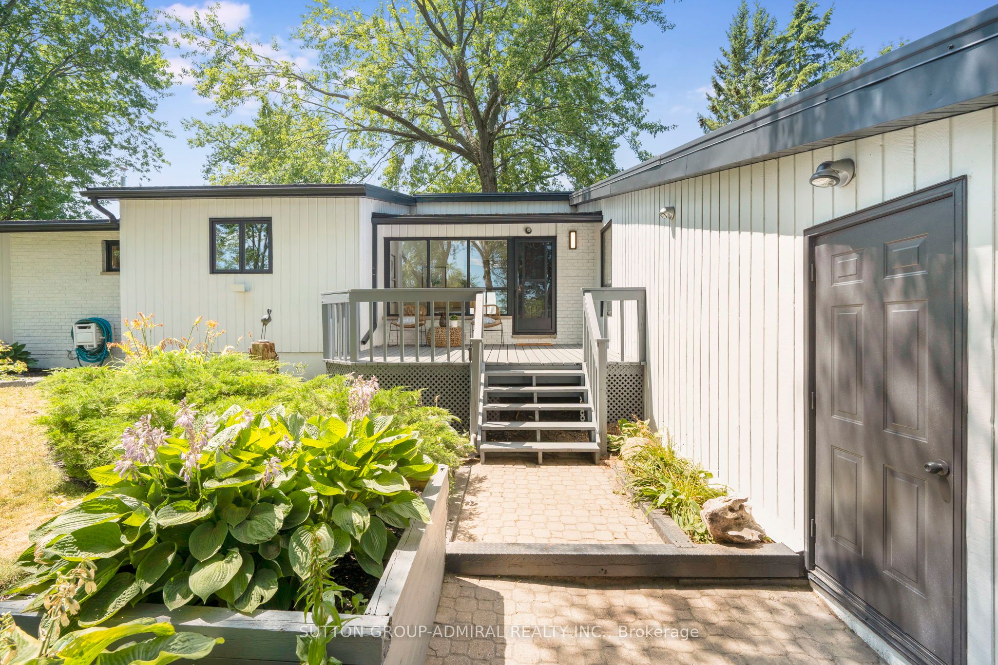 2232 Lakeshore Drive Property Photo 7