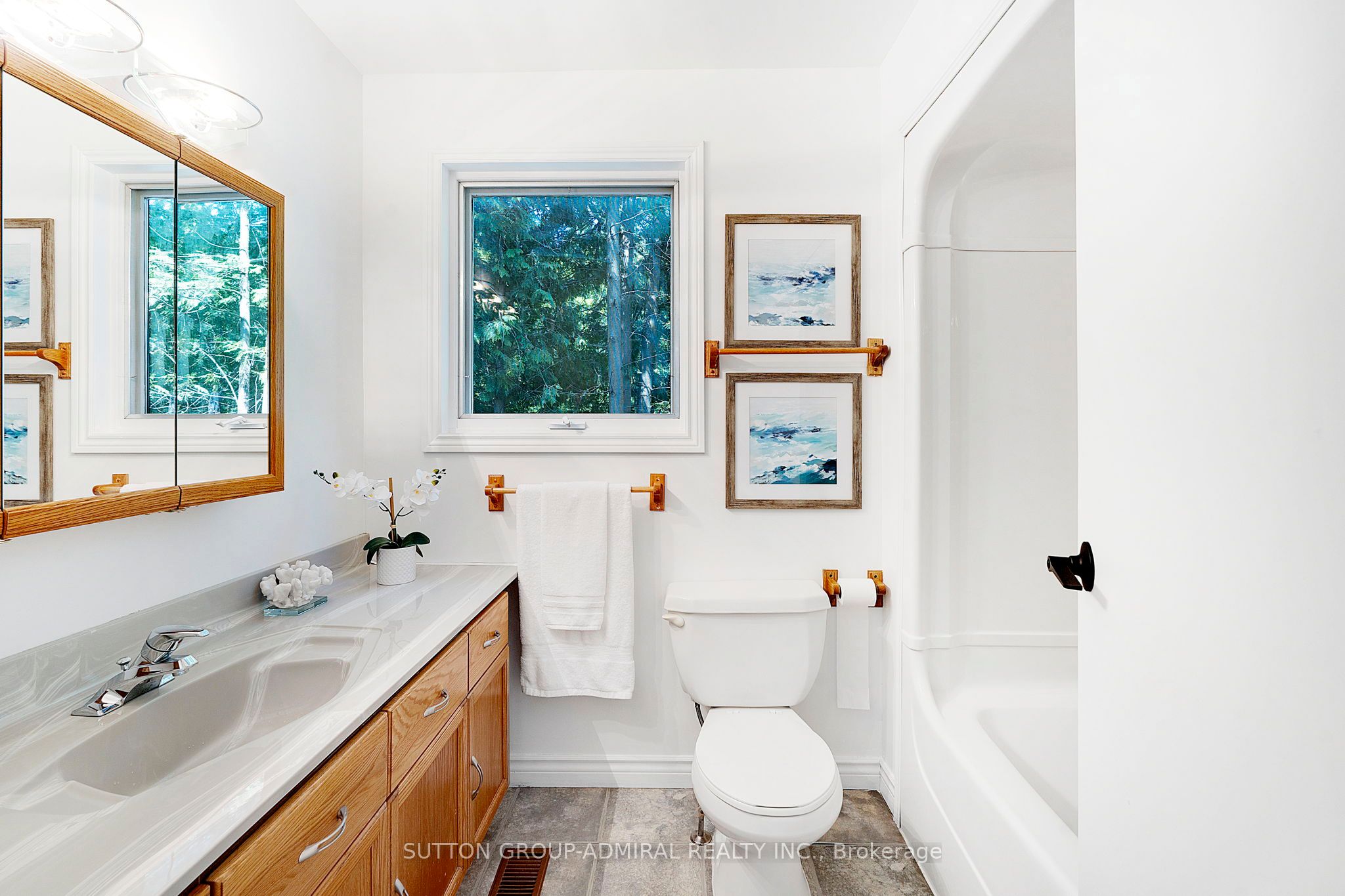 2232 Lakeshore Drive Property Photo 17
