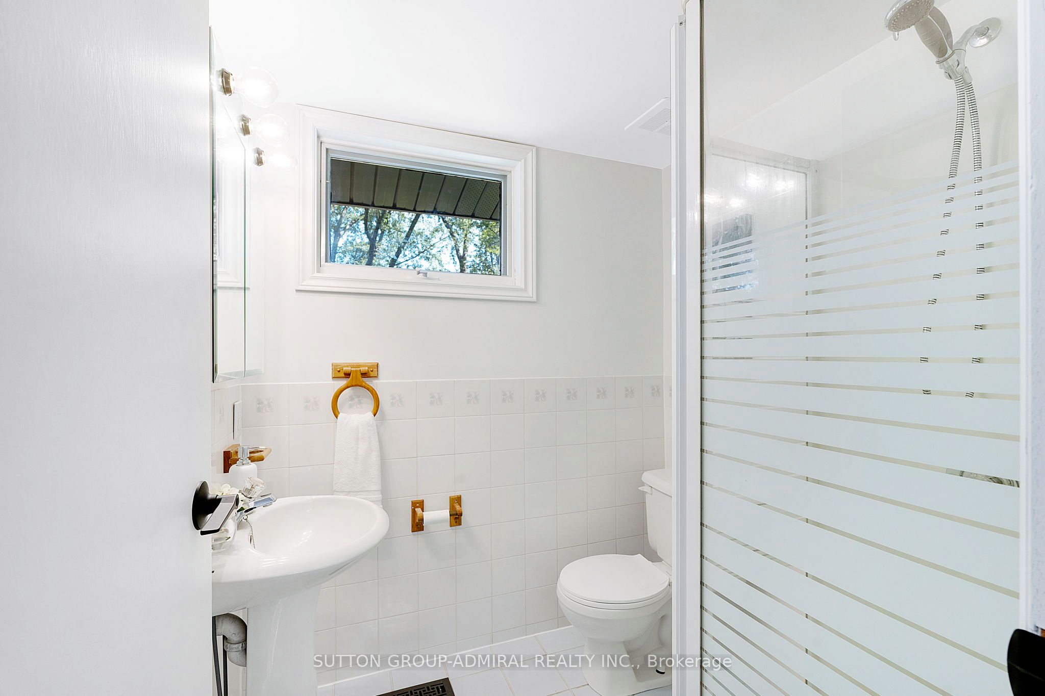 2232 Lakeshore Drive Property Photo 24