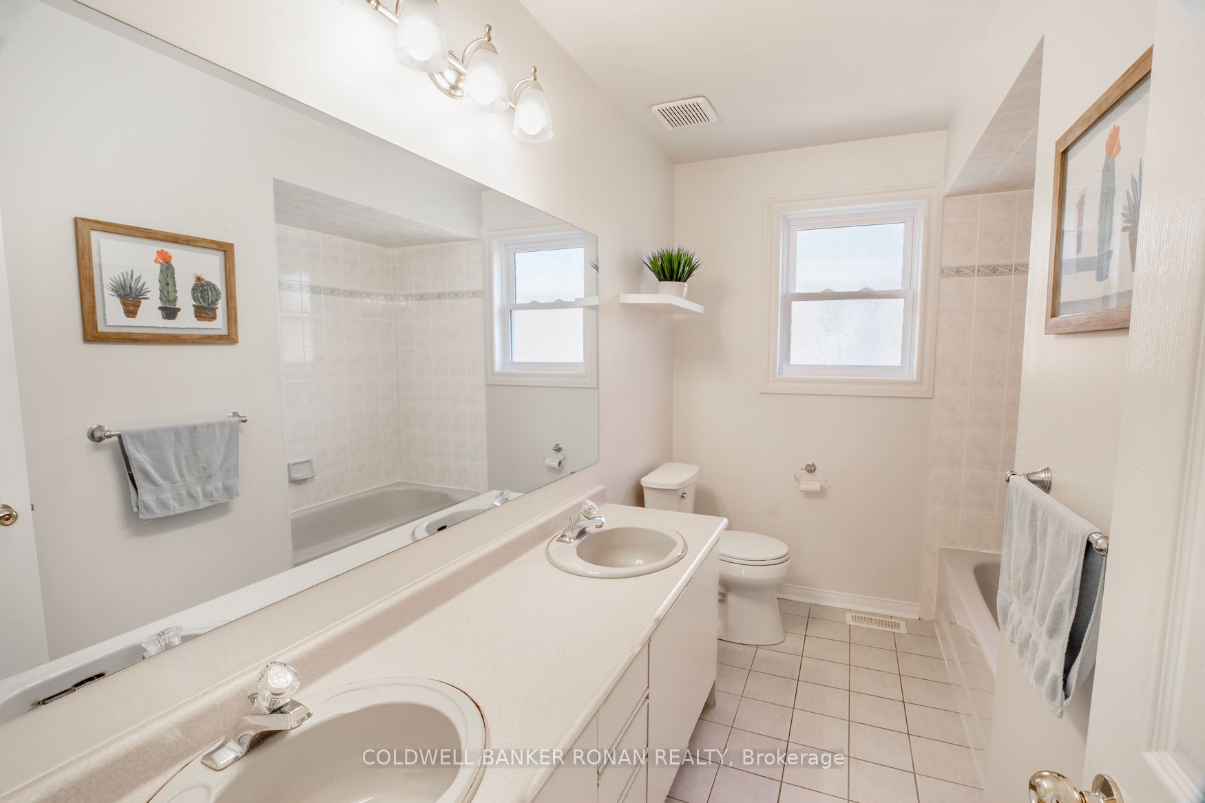 3 Teal Place Property Photo 28