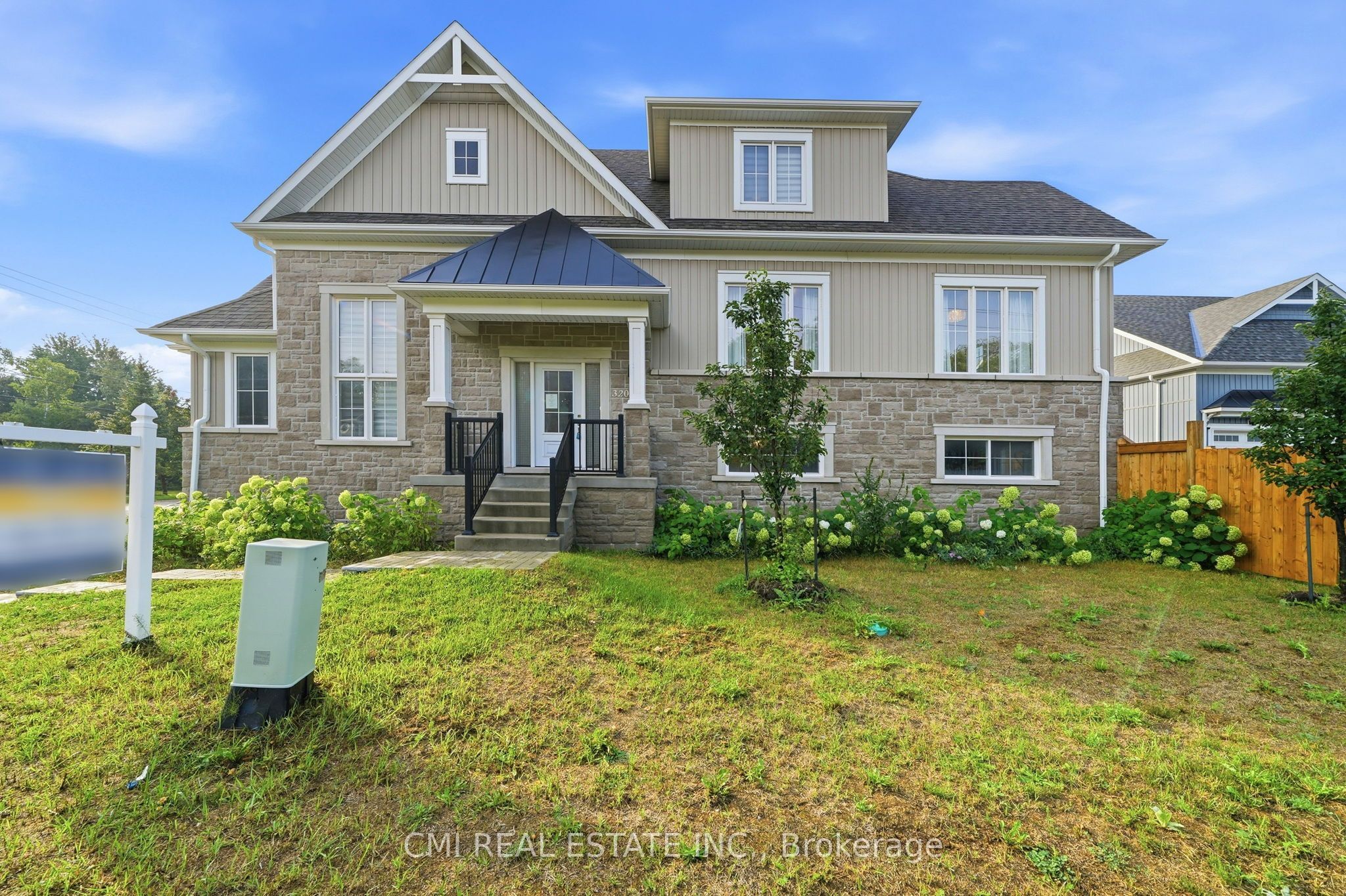 3205 Mosley Street Property Photo 2