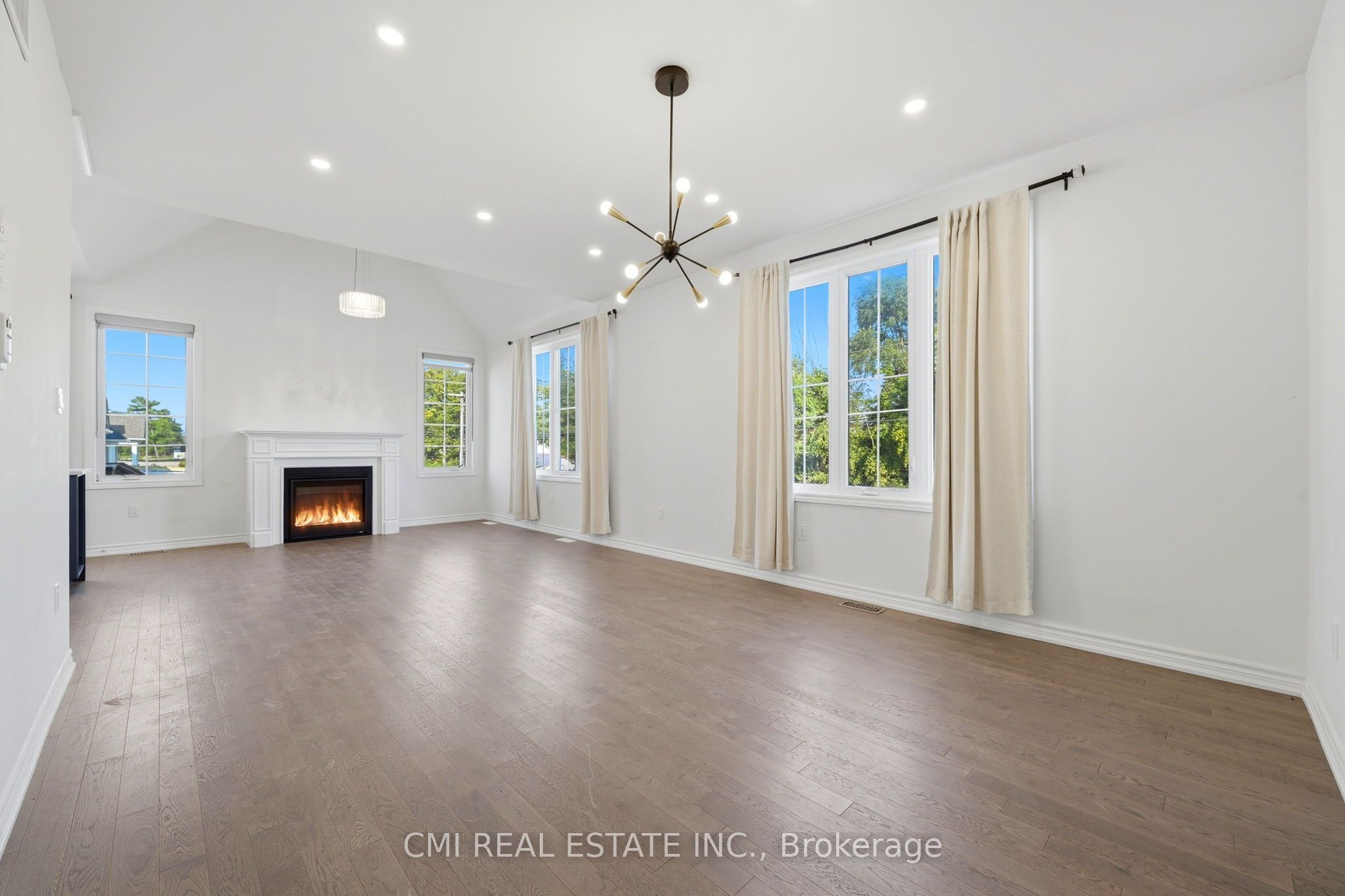 3205 Mosley Street Property Photo 10