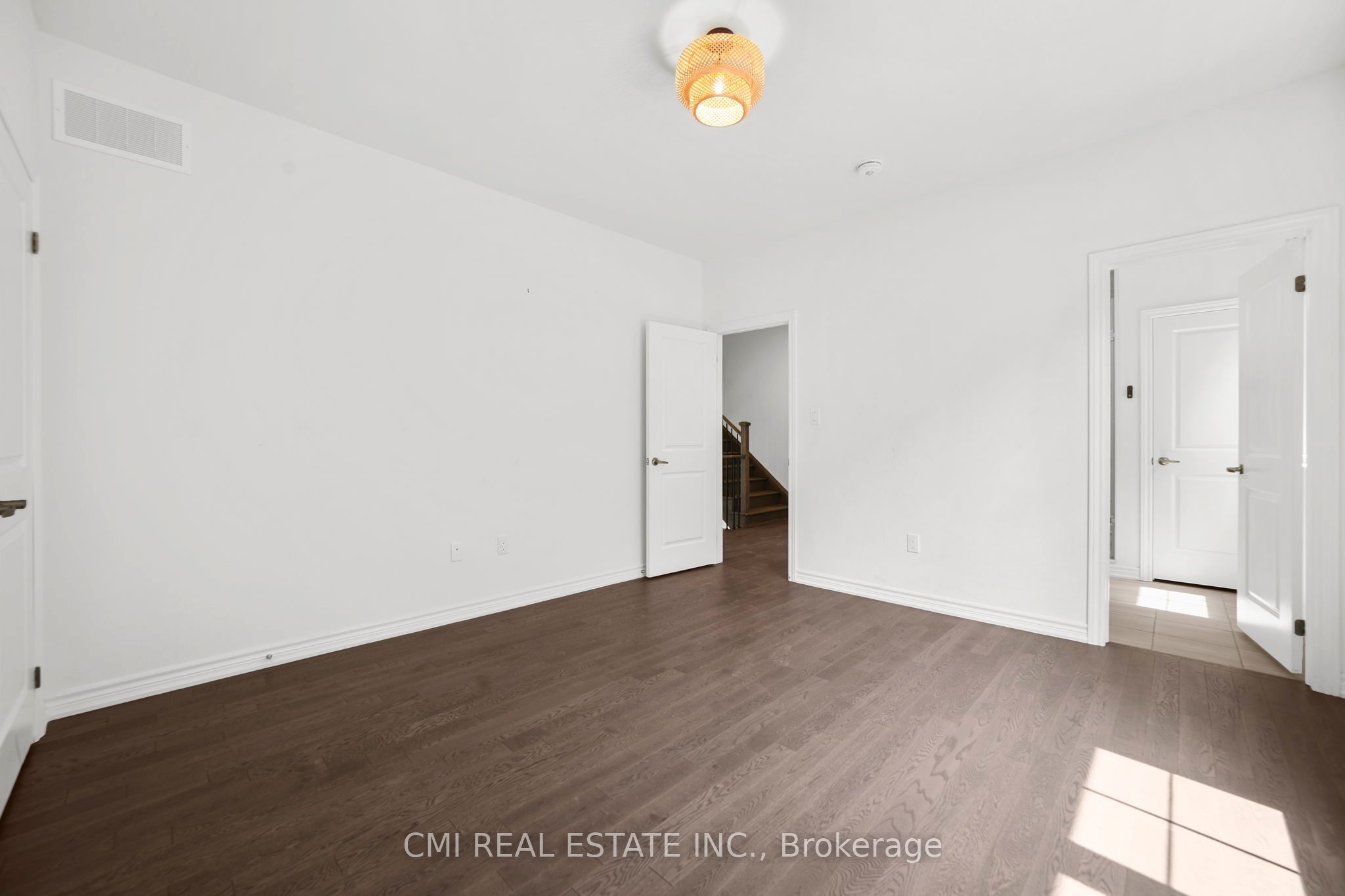 3205 Mosley Street Property Photo 25