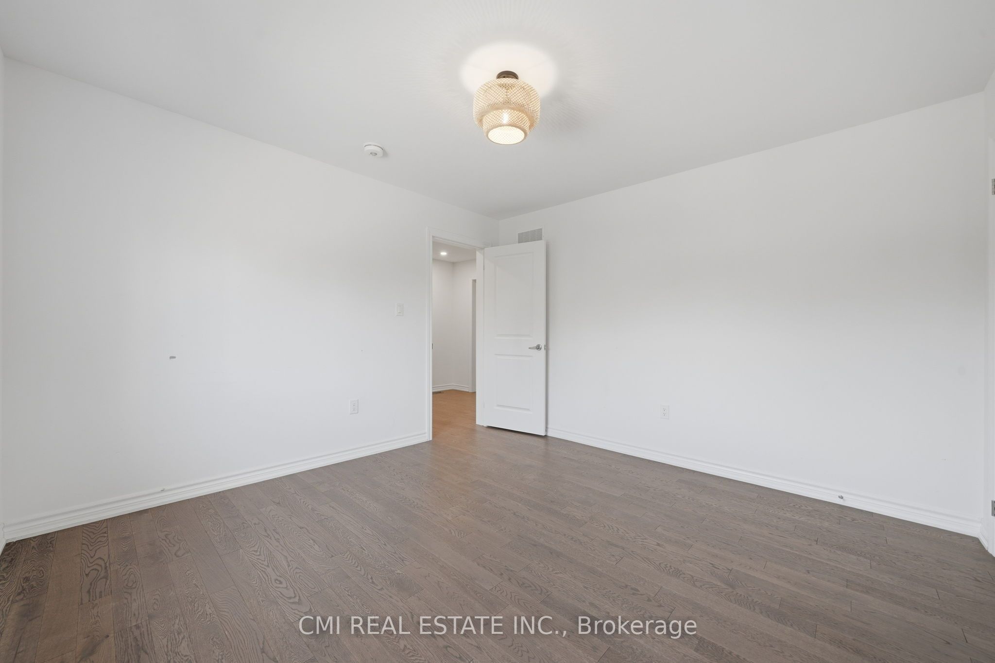 3205 Mosley Street Property Photo 33