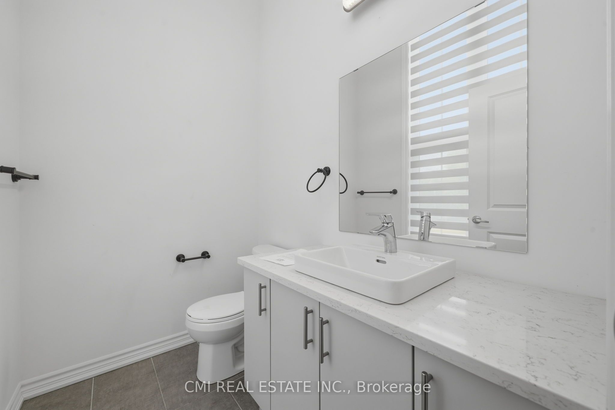 3205 Mosley Street Property Photo 34