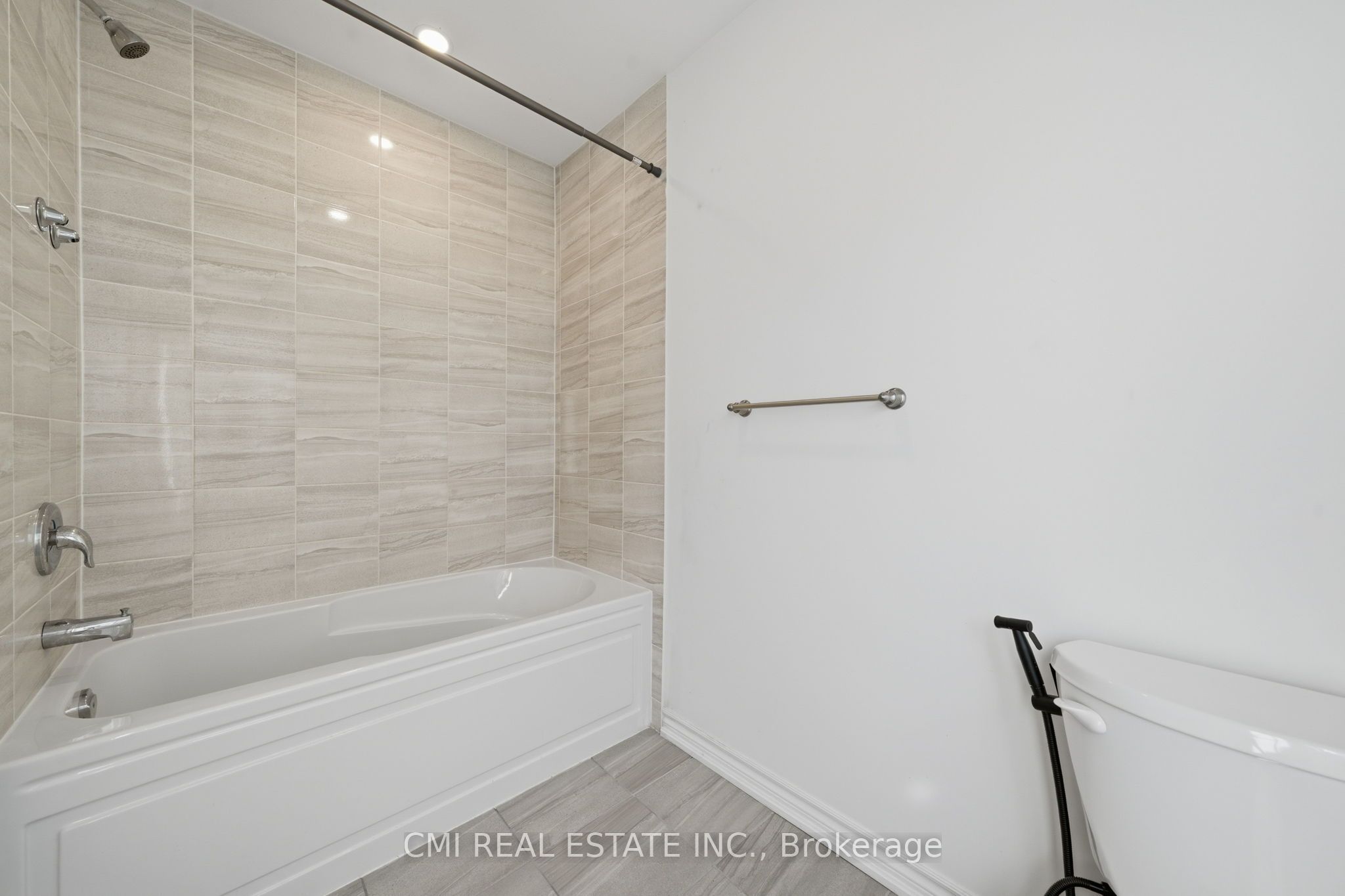 3205 Mosley Street Property Photo 37